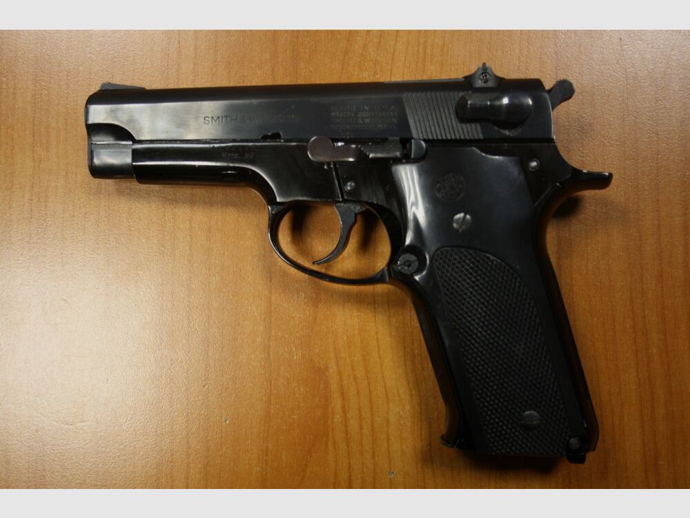 Smith & Wesson S&W Mod 59 Kaliber 9mm Luger von 1975 59