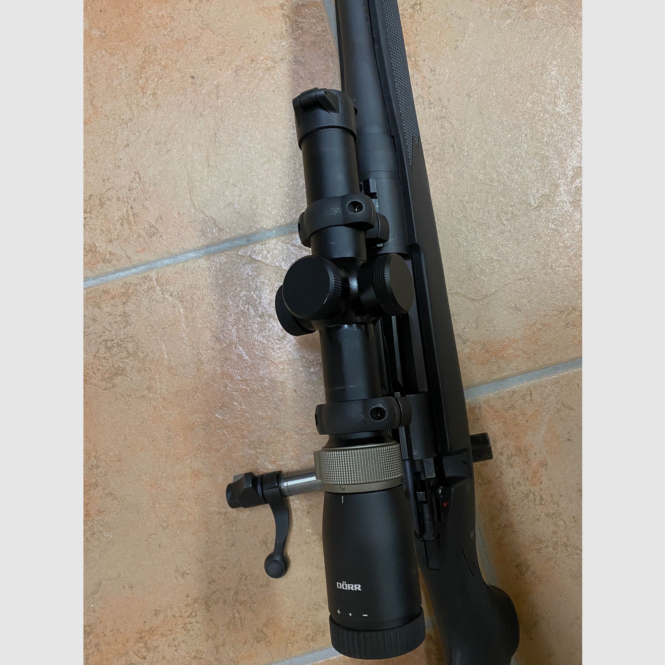 Mossberg ATR-100 .30-06spr Dörr Milan XP 4i 1-6x24mm Abs. 4A
