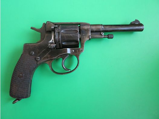 REVOLVER NAGANT RUSSO IMPERIALE WW2, 1939, MODELLO DA UFFICIALE A DOPPIA AZIONE, Arsenal di Tula    #87