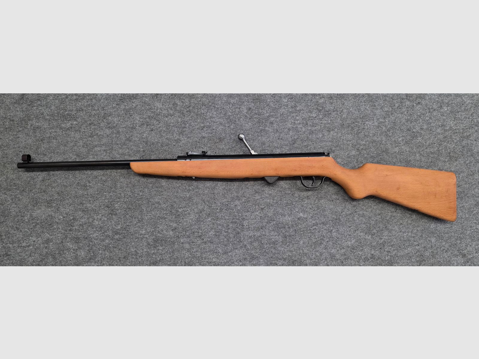 Haenel 310 mit Standardabzug Durchlader Repetierer Kirmes 4.4mm Luftgewehr