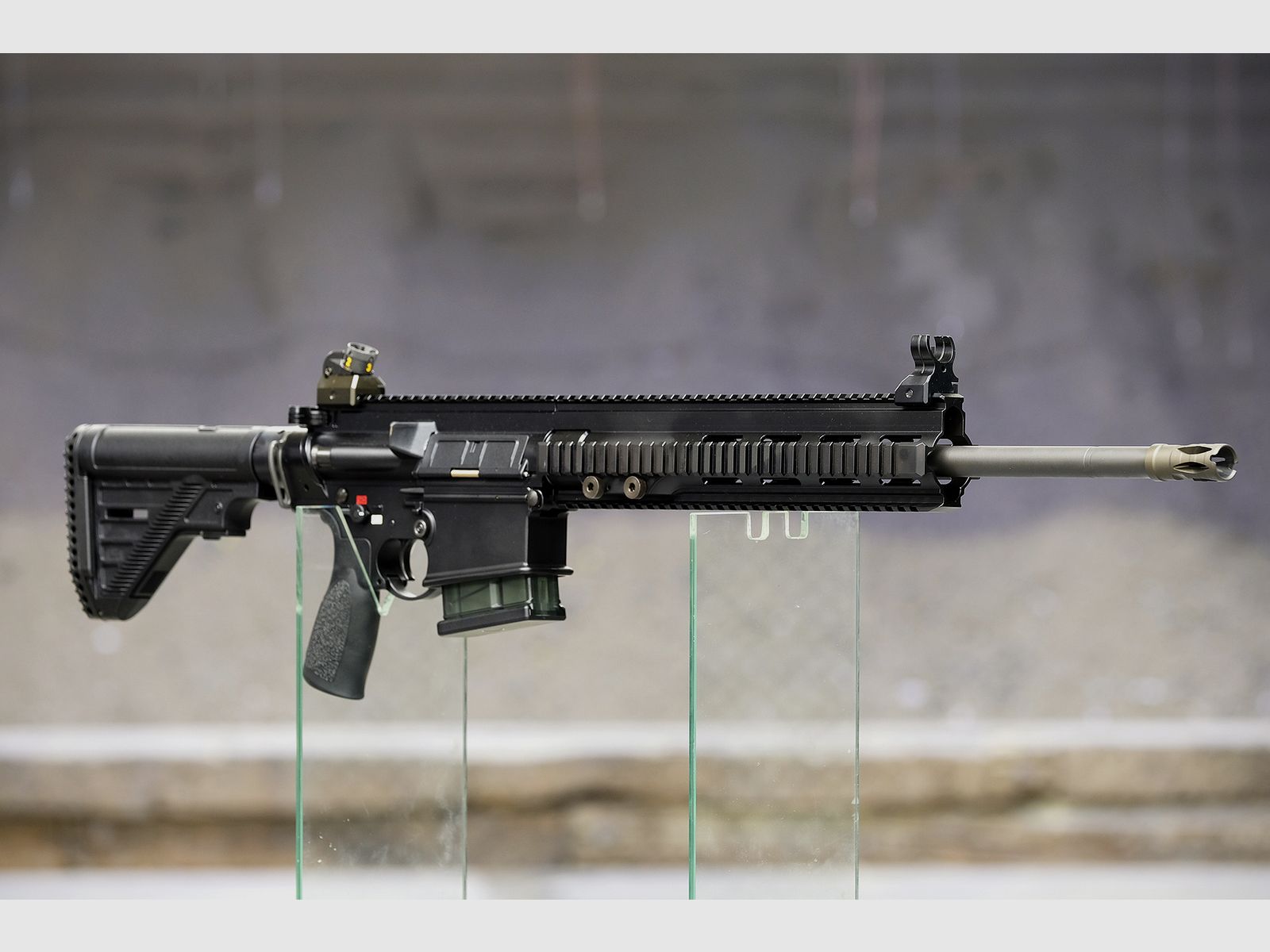 HK MR 308 A3 FDE G28 handguard, image 3 of 5