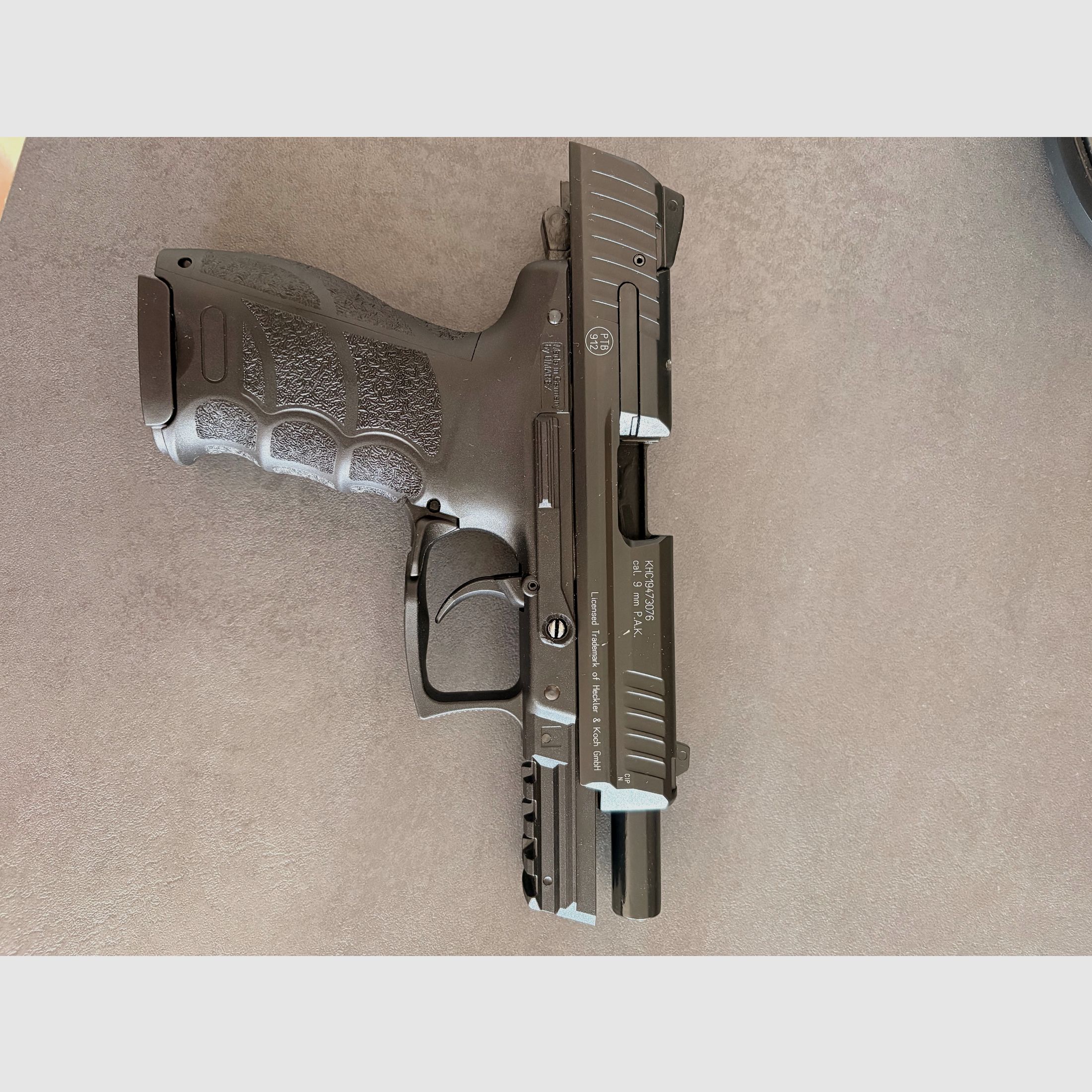 Heckler und Koch P30 9mm PAK