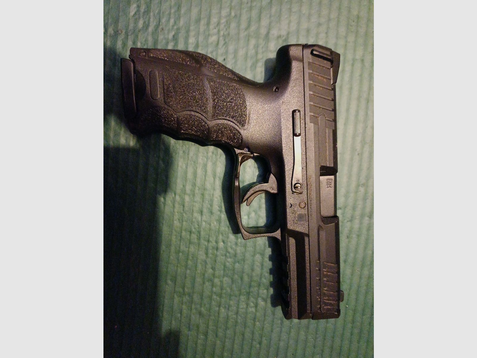 Heckler und Koch VP9 Umarek metall 6mm Softair 0,5 J. Authentic replica