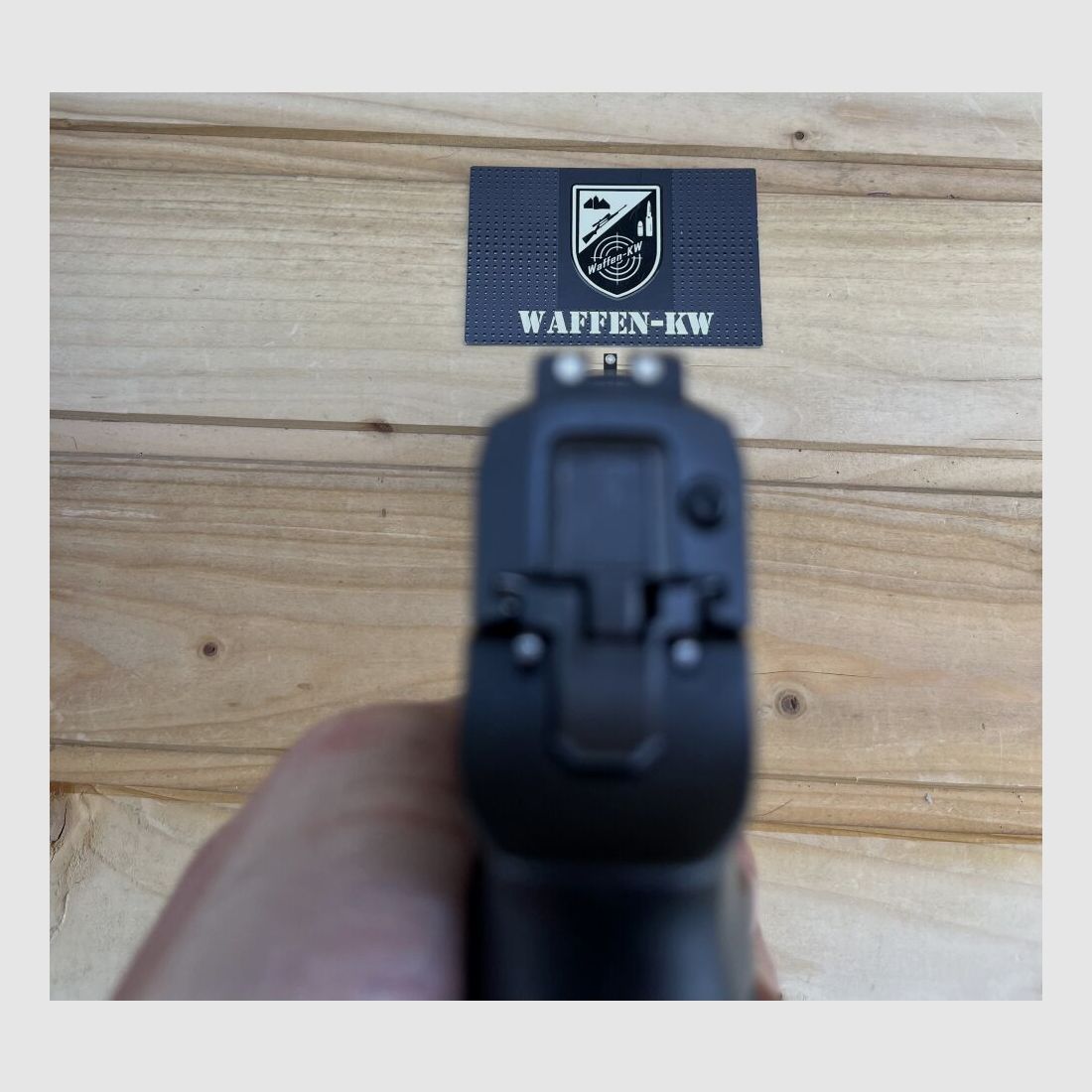 SIG Sauer P320 FullSize avec 3x chargeurs, mallette, drapeau de sécurité et 2x holsters 9mmLuger