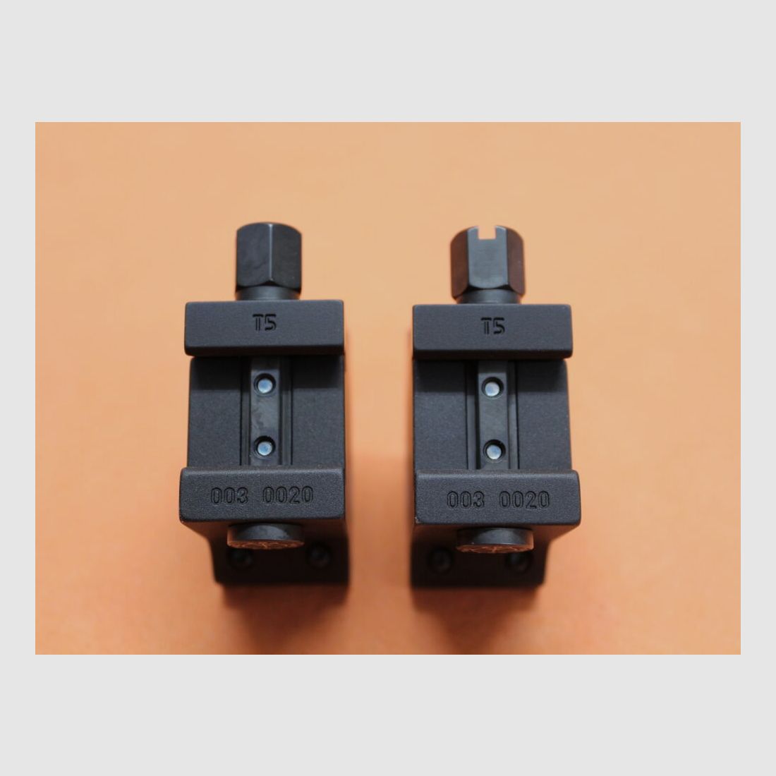 Recknagel Era-Tac Anillos de Montaje 30mm (T5003-0020) con Tuerca, Aluminio Negro, BH=20mm para Perfil Picatinny