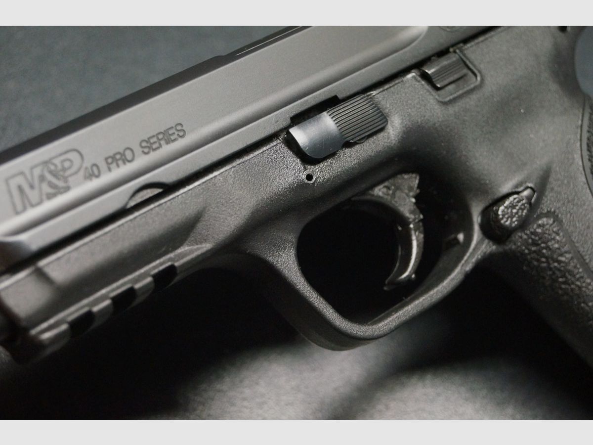 Smith & Wesson M&P40, Bild 5 von 6
