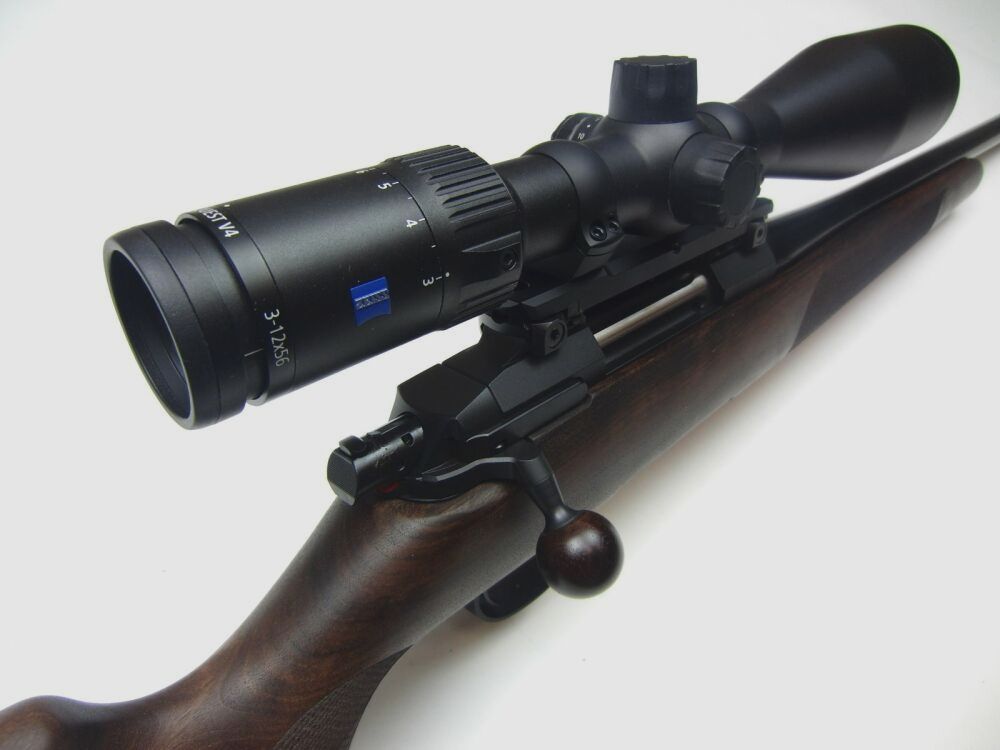 Steel Action	 Komplettangebot Steel Action HS .308Win. mit ZEISS V4