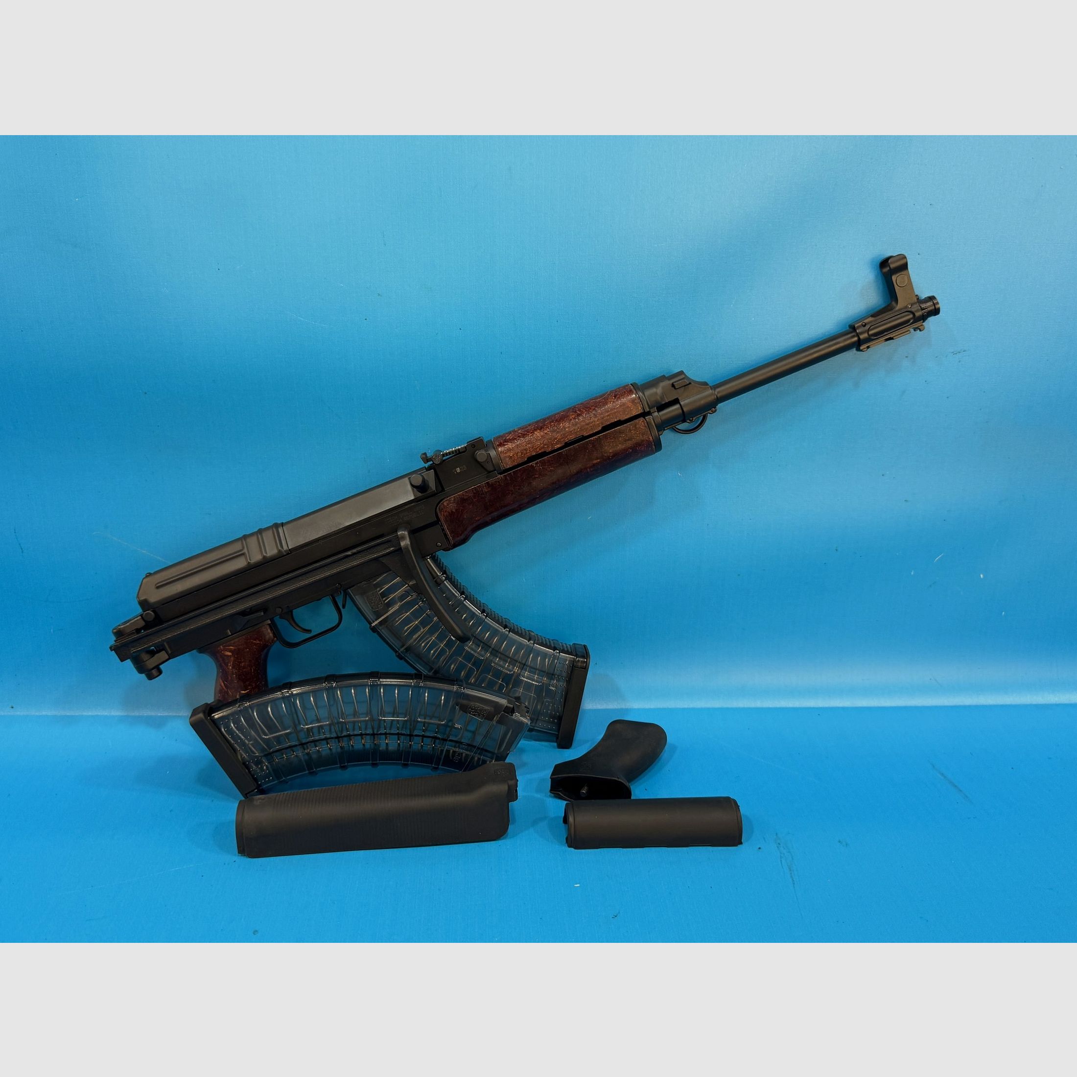 NUOVA JAGER VZ58, afbeelding 1 van 3