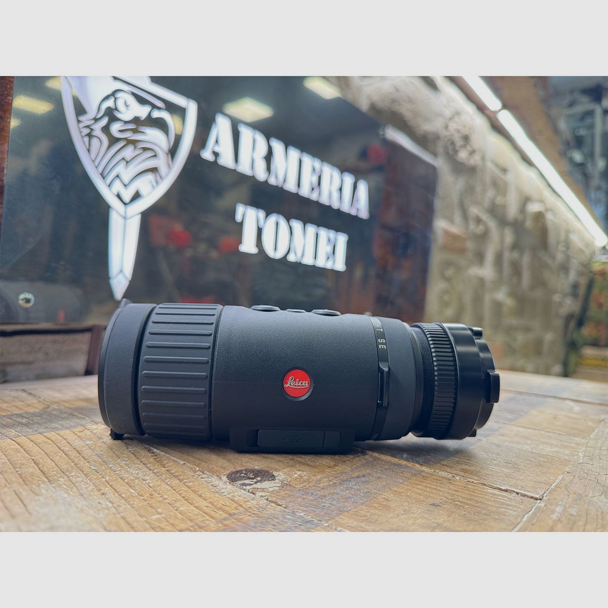 USATO – VISORE NOTTURNO/TERMICO – LEICA – CALONOX SIGHT SE, immagine 1 di 6