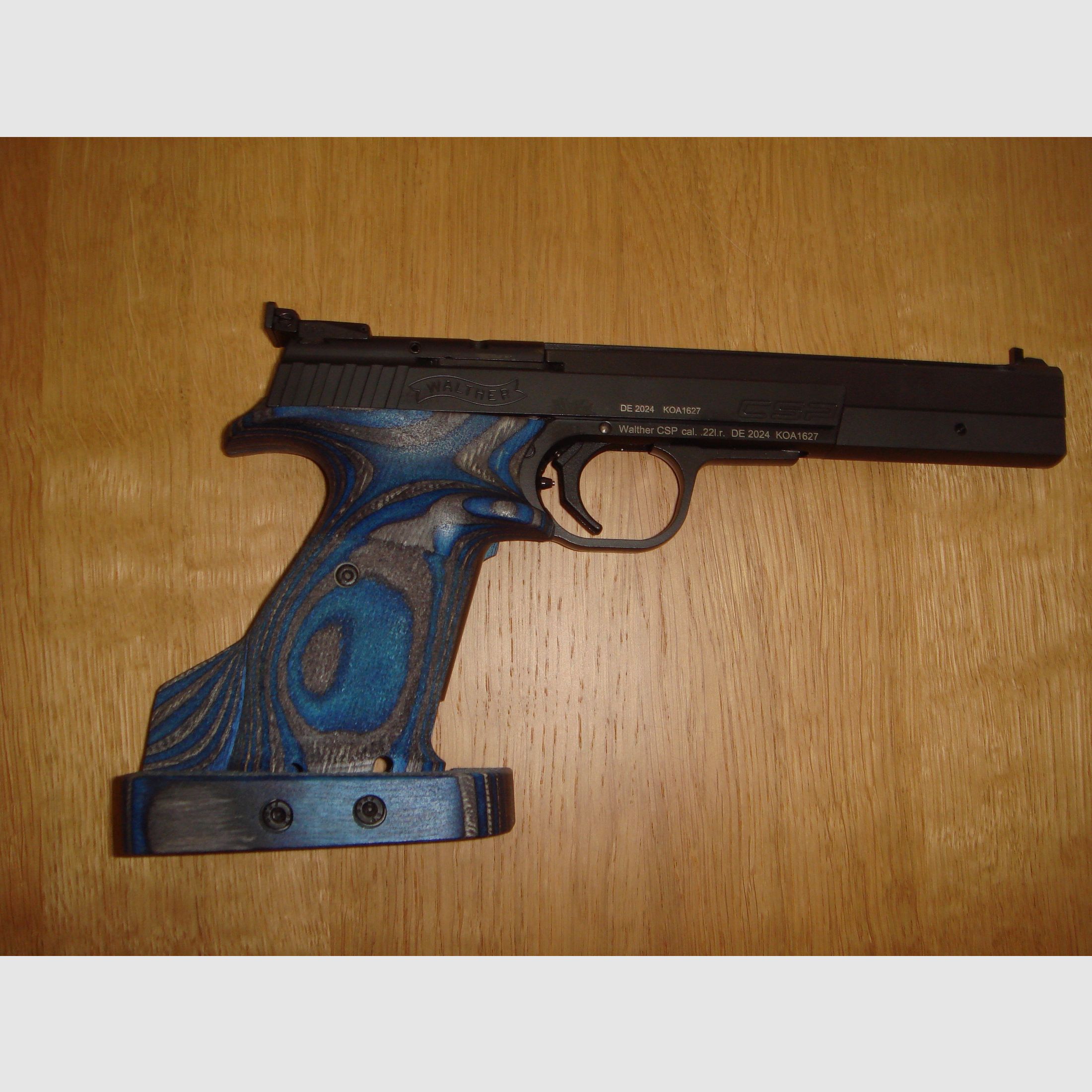 Walther CSP Expert .22 lfb  (Wettkampfsgriff aus engelsblauem Schichtholz)