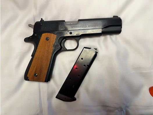 Springfield Armory 1911-A1 .45 Auto – pistolet kat. B, walizka + magazyn – broń dziedziczona Vorarlberg