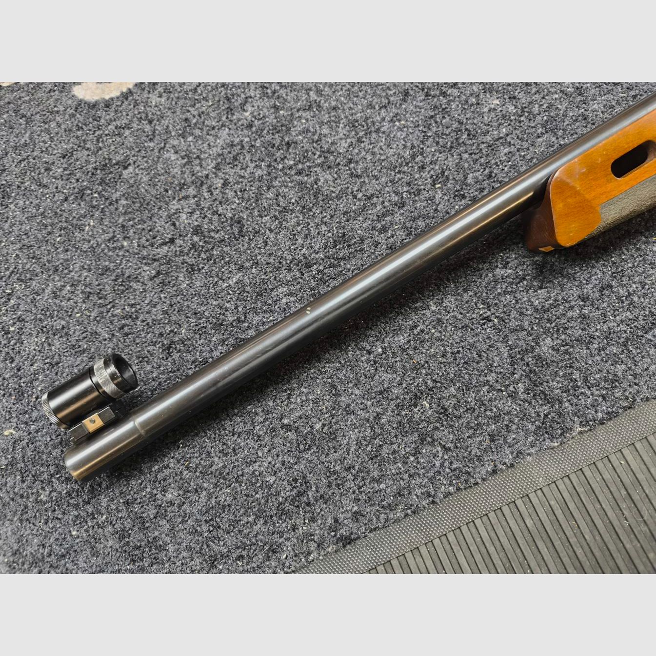 Karabin Anschutz Match Model 1807L kal. 22Lr, zdjęcie 7 z 10