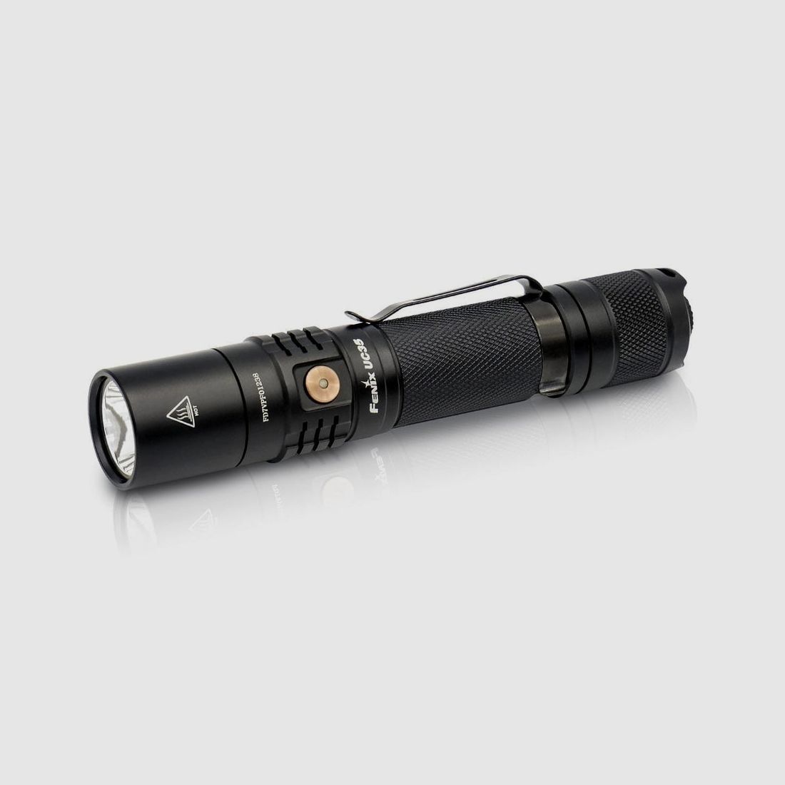Fenix UC35 V2.0 Torcia LED ricaricabile da 1000 lumen, immagine 6 di 21