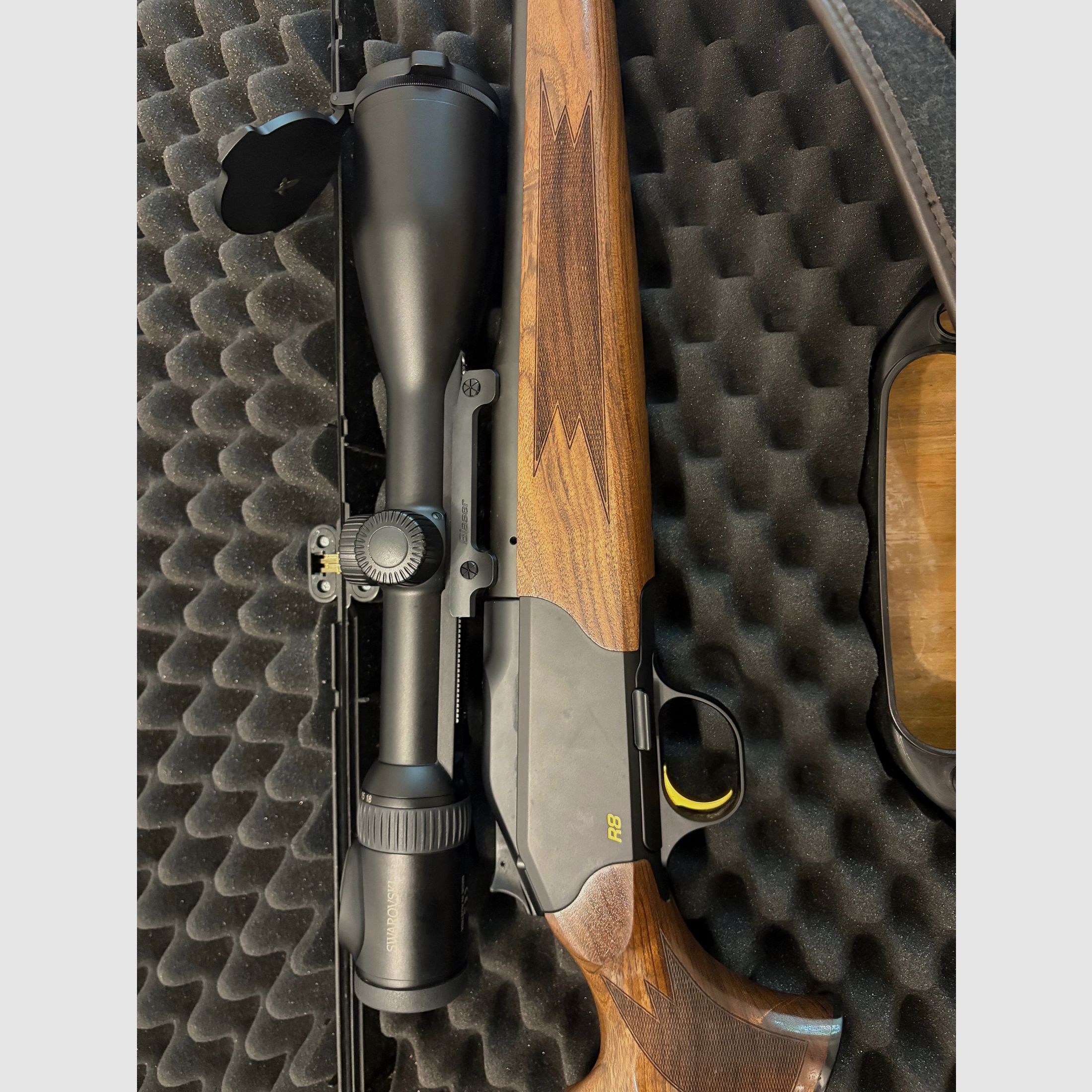 Blaser R8 Left!!  308 Win, Swarovski Z8i 2.3-18x56