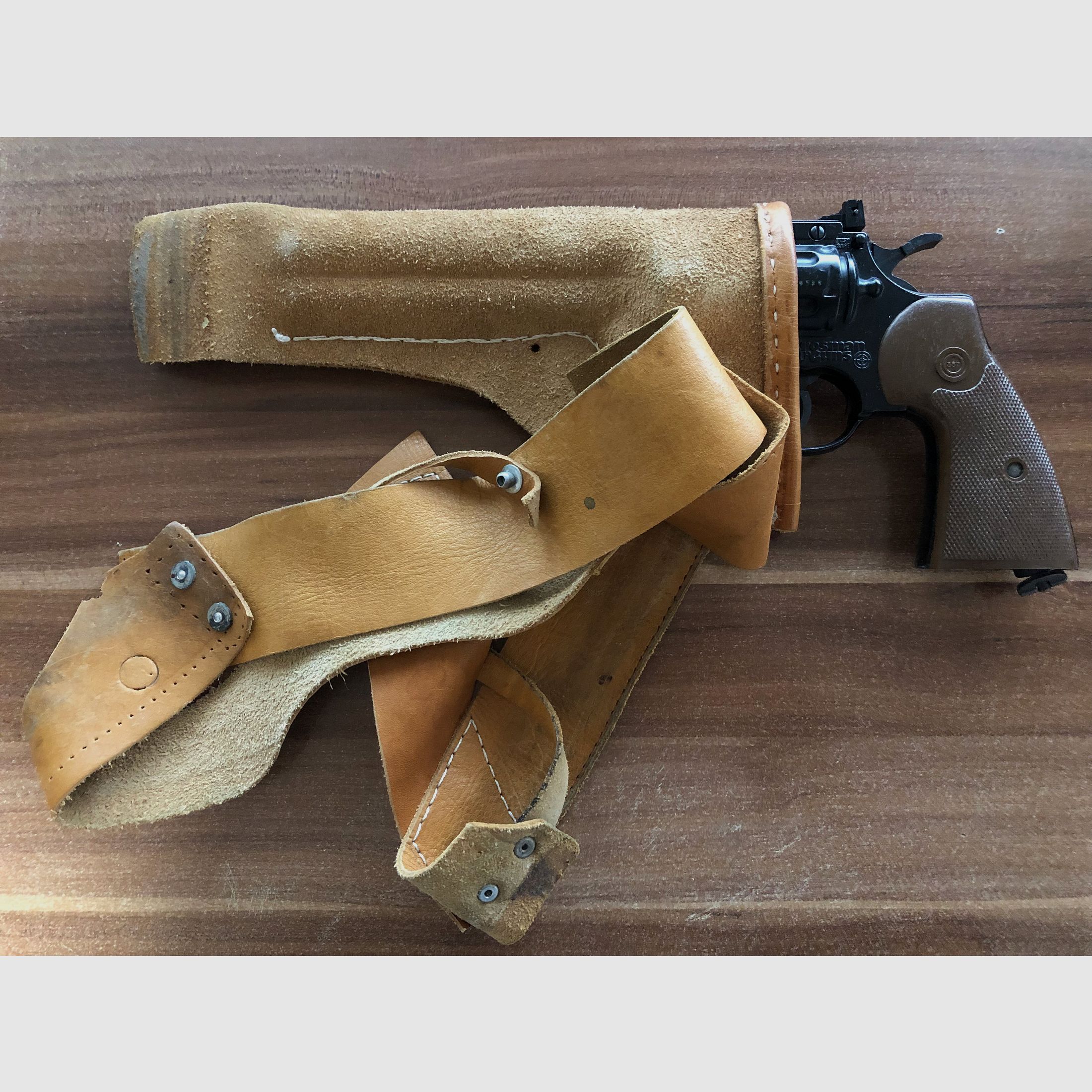 Training revolver (caliber 357) for the discipline 2.55.