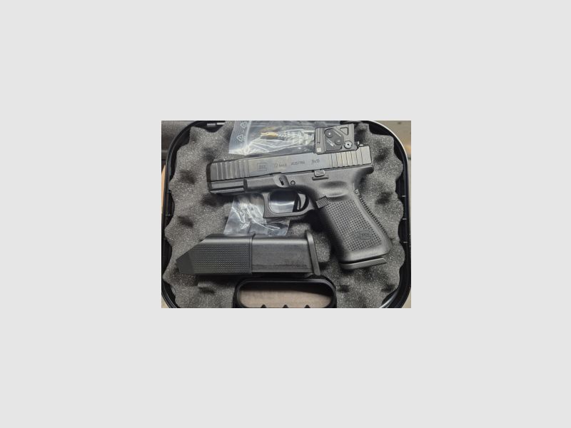 GLOCK 19 Gen5 MOS 9 mm Luger A-CUT COA Combo