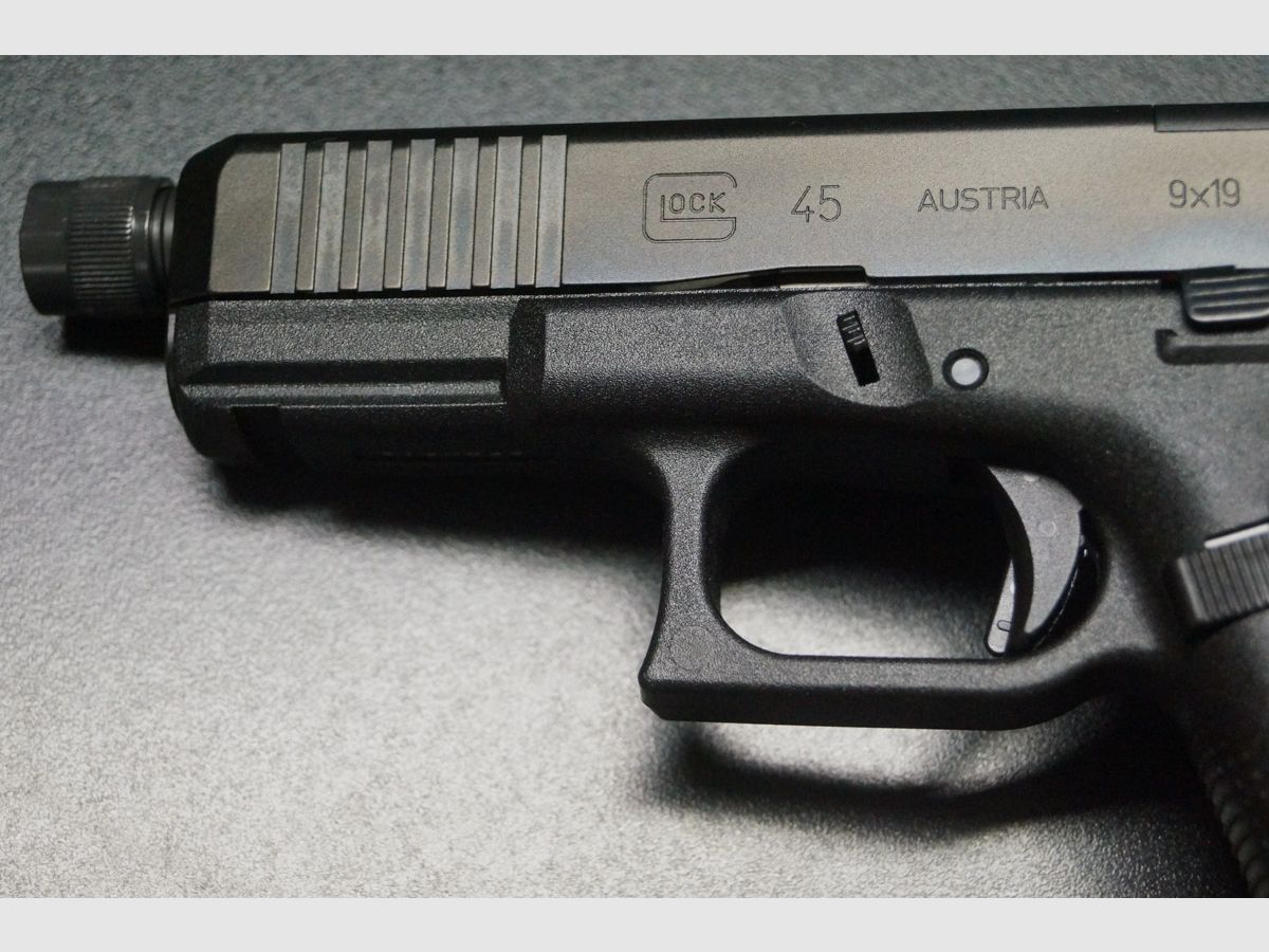Glock 45 MOS avec canon fileté, image 5 sur 7