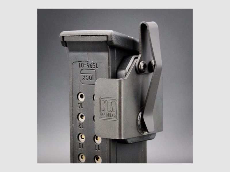 THE NEOMAG - Magnetic magazine holder