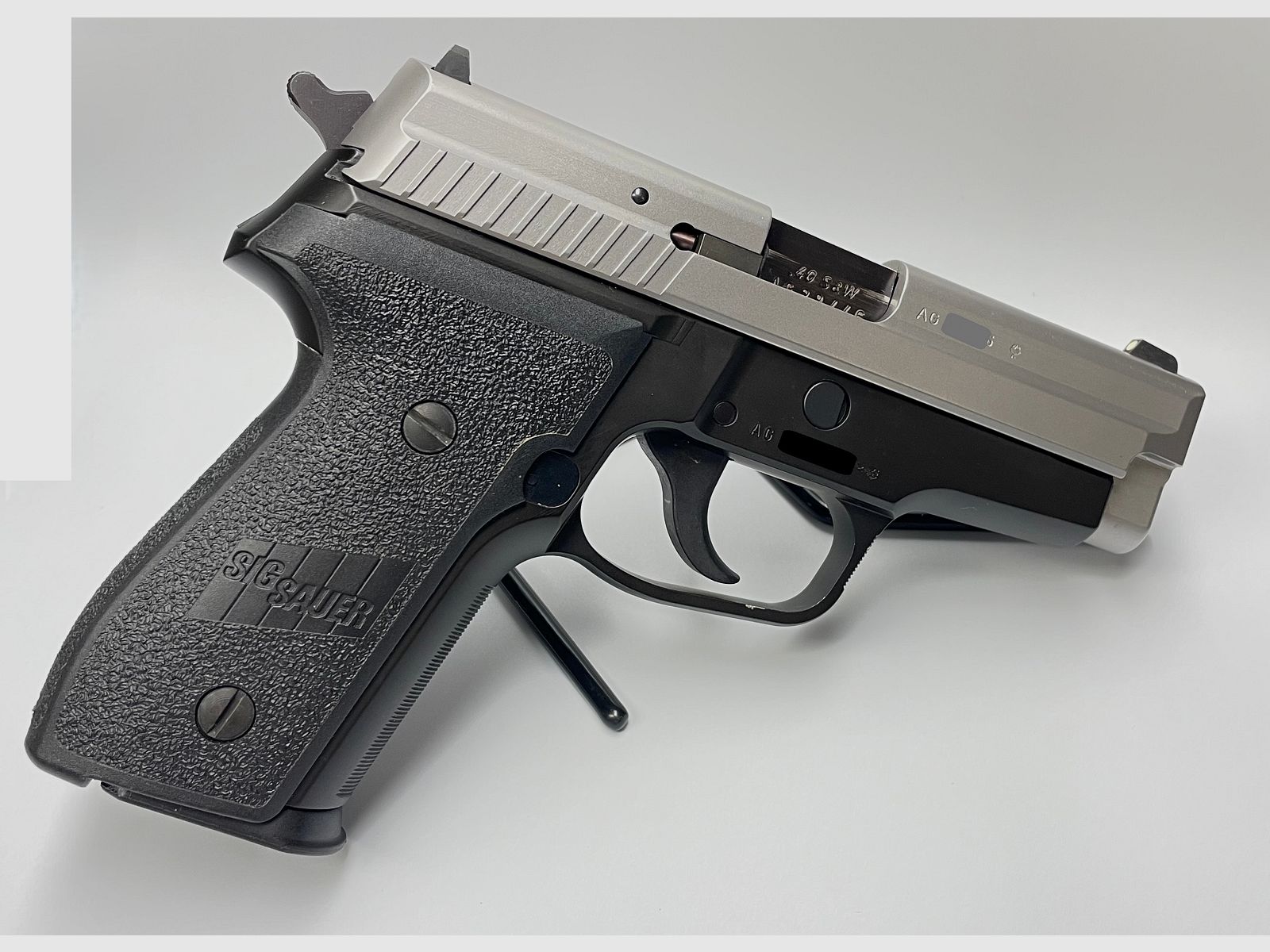 Sig Sauer P229 .40S&W 