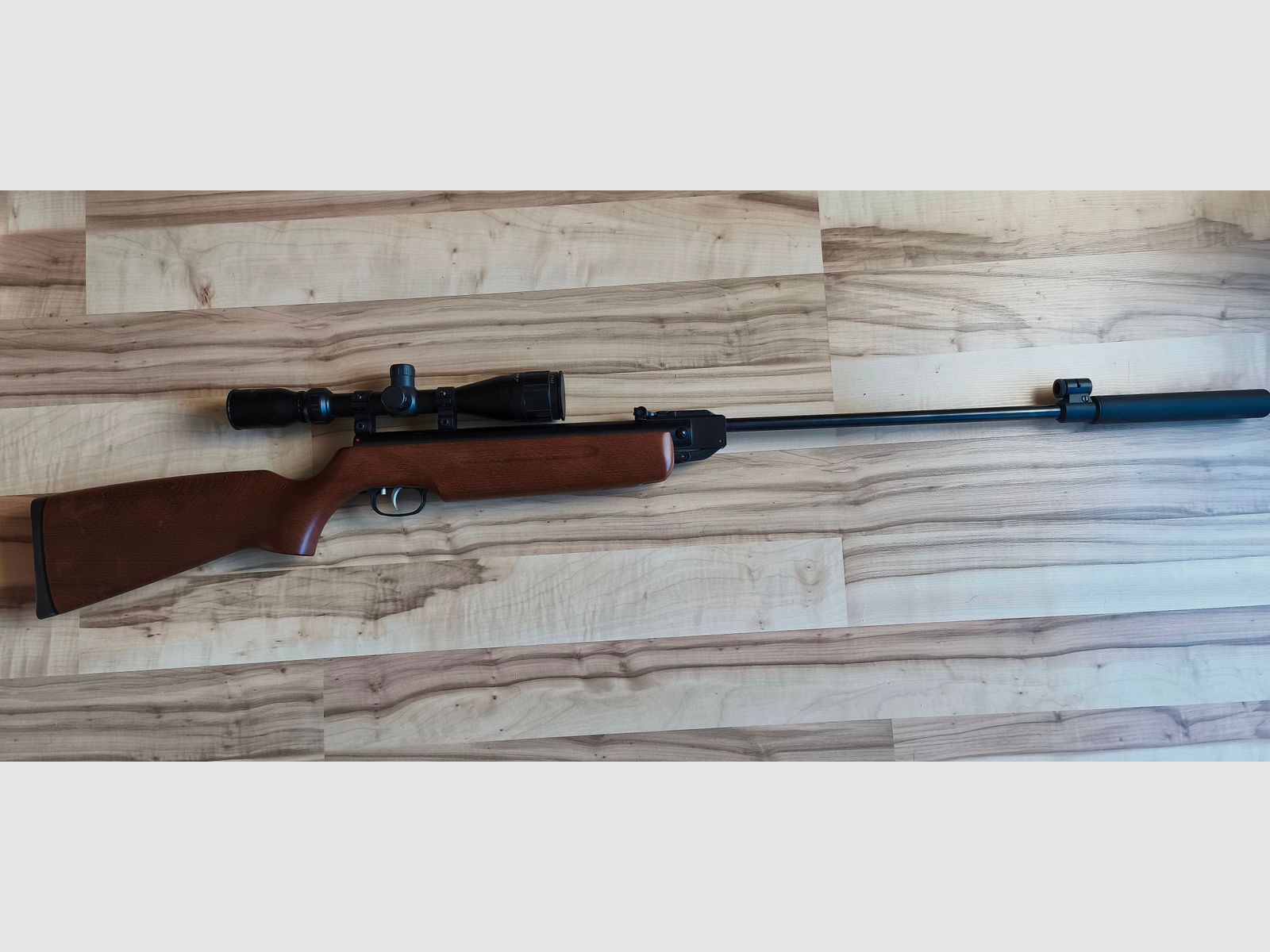 Weihrauch Gewehr HW35 incl. Schalldämpfer Kal. 4,5mm mit ZF 3-9x40