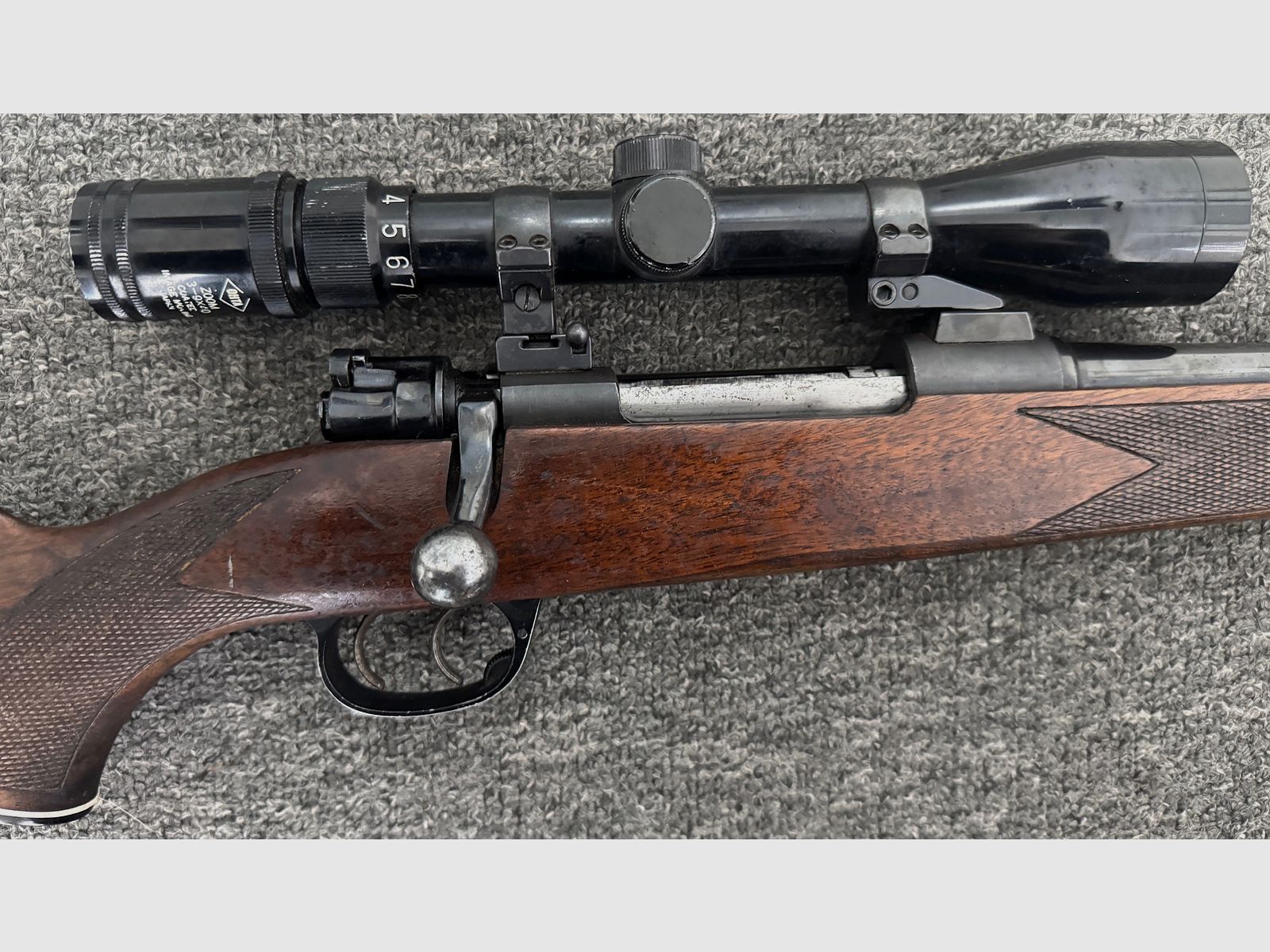 98 w kalibrze 7x64 z lunetą 3-9x40