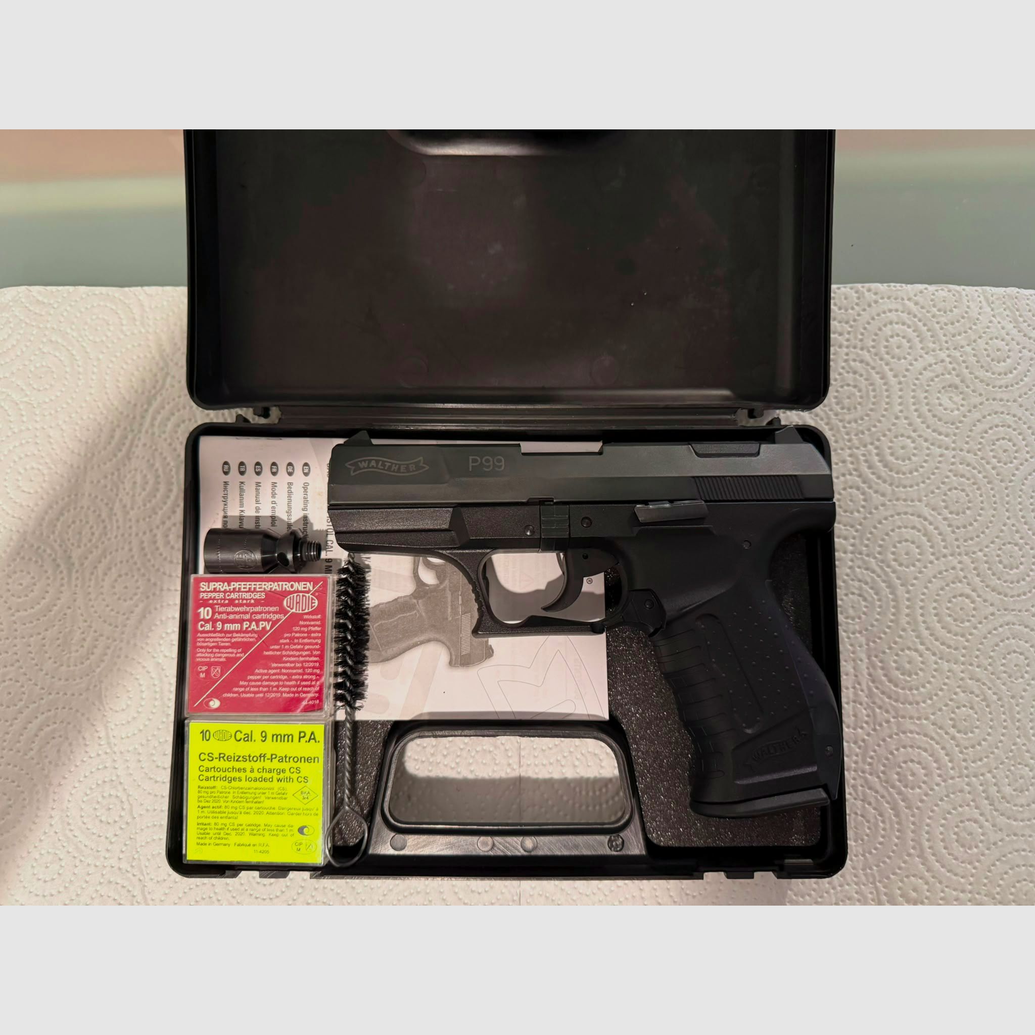 Walther P99  9mm P.A.K (arme de tir de détresse)