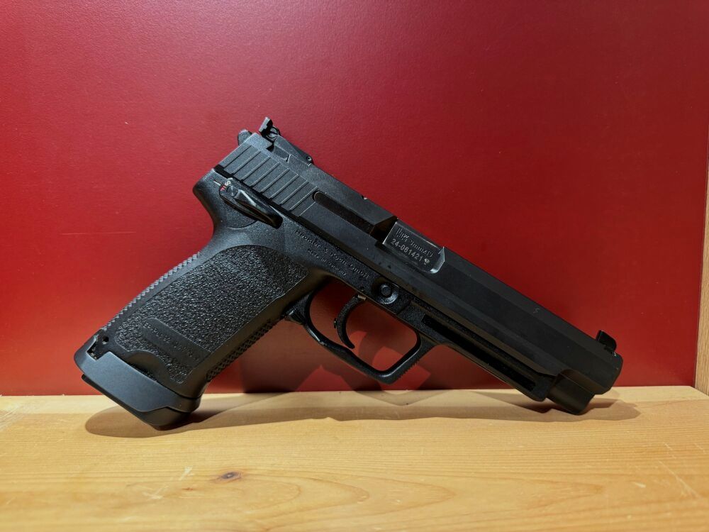 Heckler & Koch USP Expert