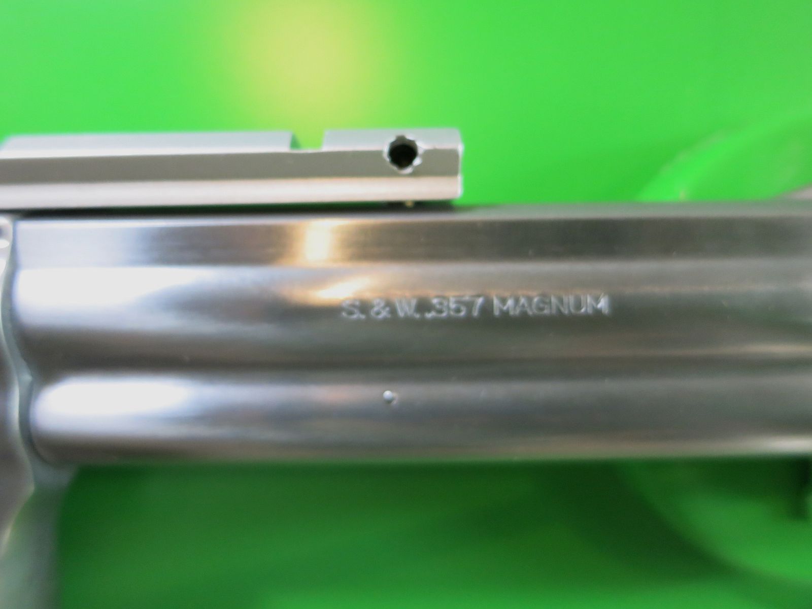 Smith&Wesson Mod. 686 Plus 6, .357 Magnum, 6" Lauf, stainless, Picatinnyschiene   #1-