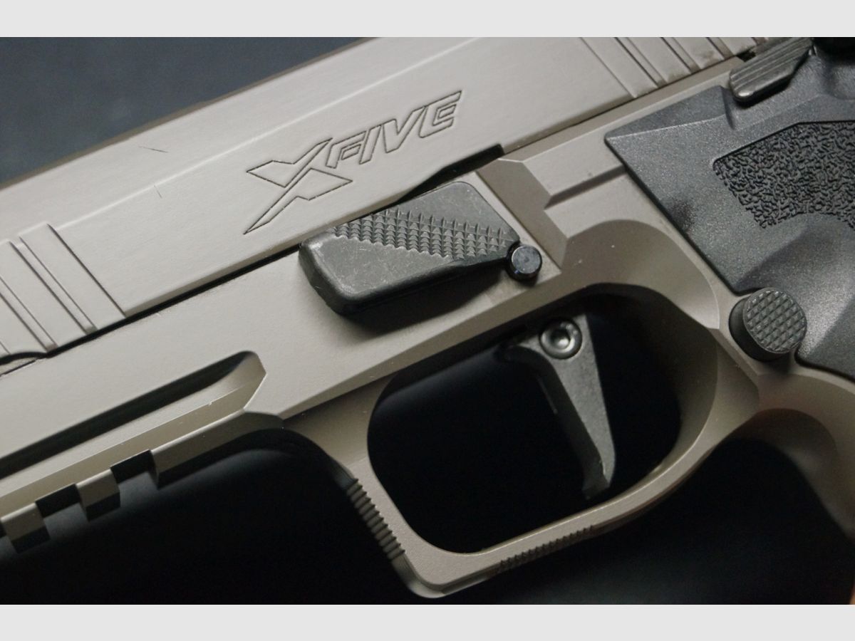 Sig Sauer P226 X-Five Legion, Bild 8 von 10