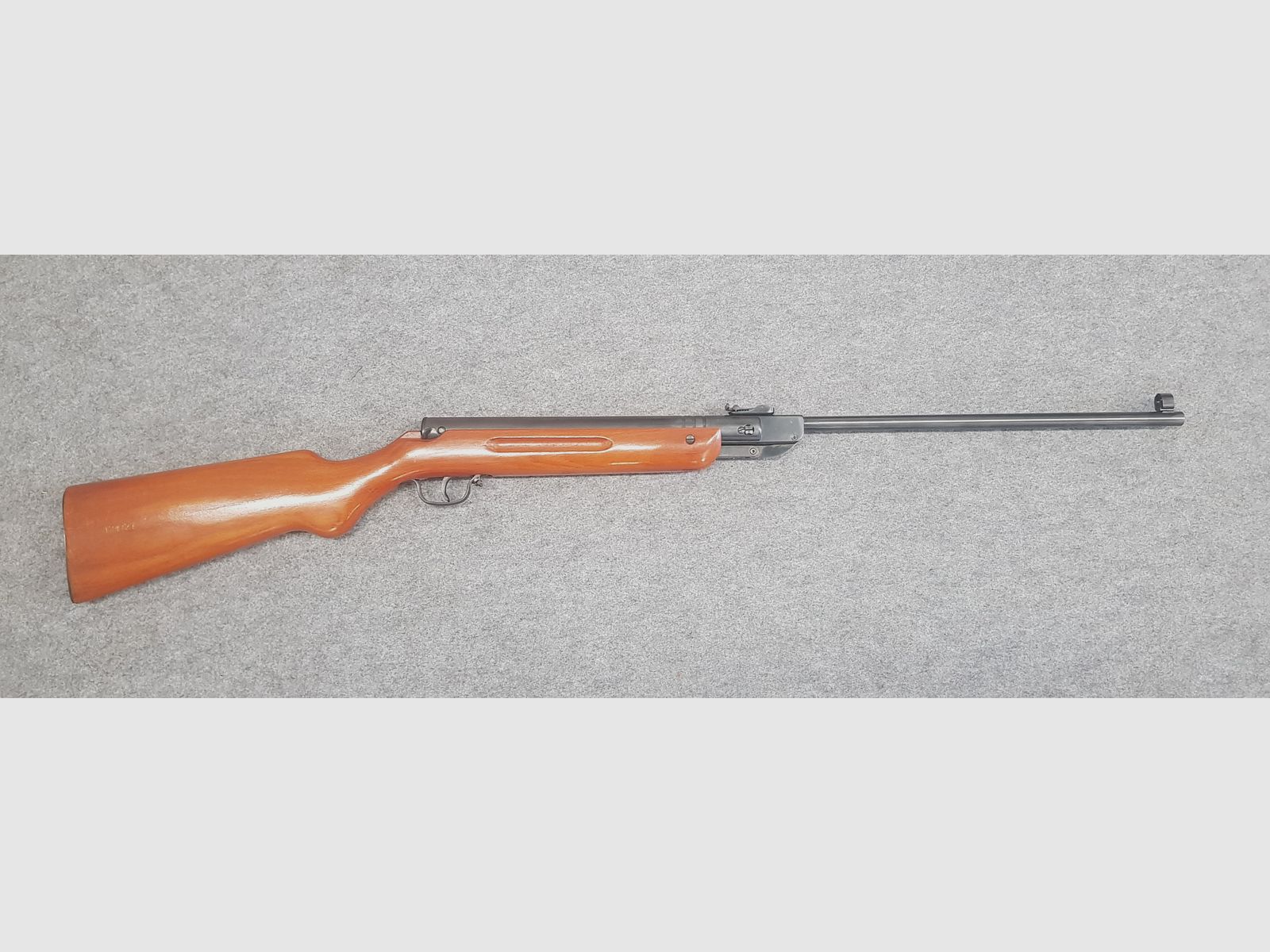 Seitlich verschraubt !!!  Seltene Ausführung  schönes Haenel Mod.  III-284   III 284 cal. 4,5mm Diabolo