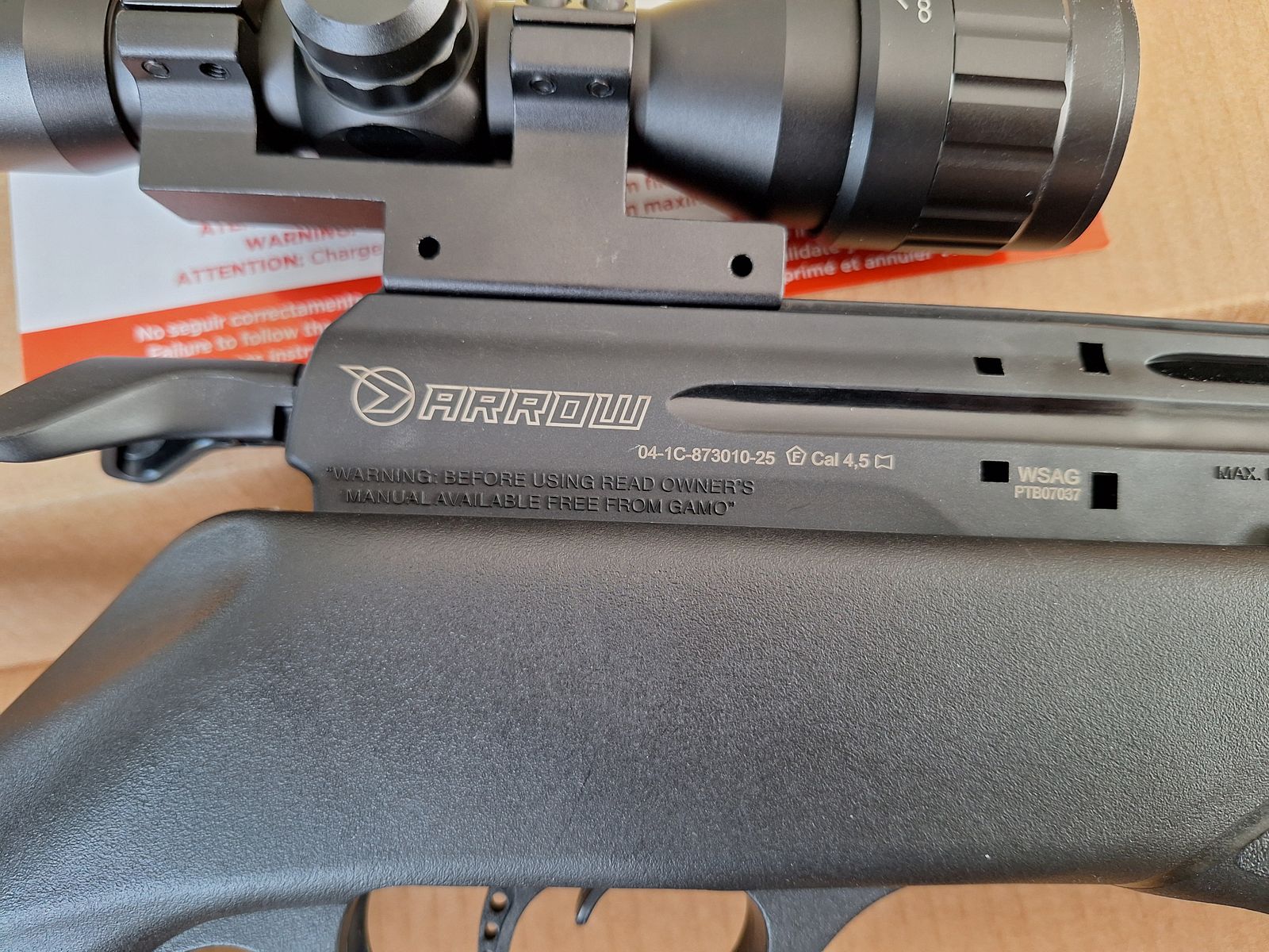 Gamo Arrow PCP karabin pneumatyczny 4,5mm w zestawie z 2x10 magazynkiem