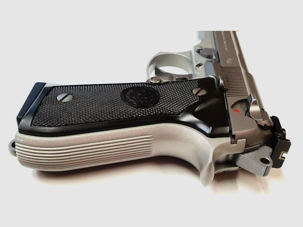Beretta 92 FS, zdjęcie 5 z 8