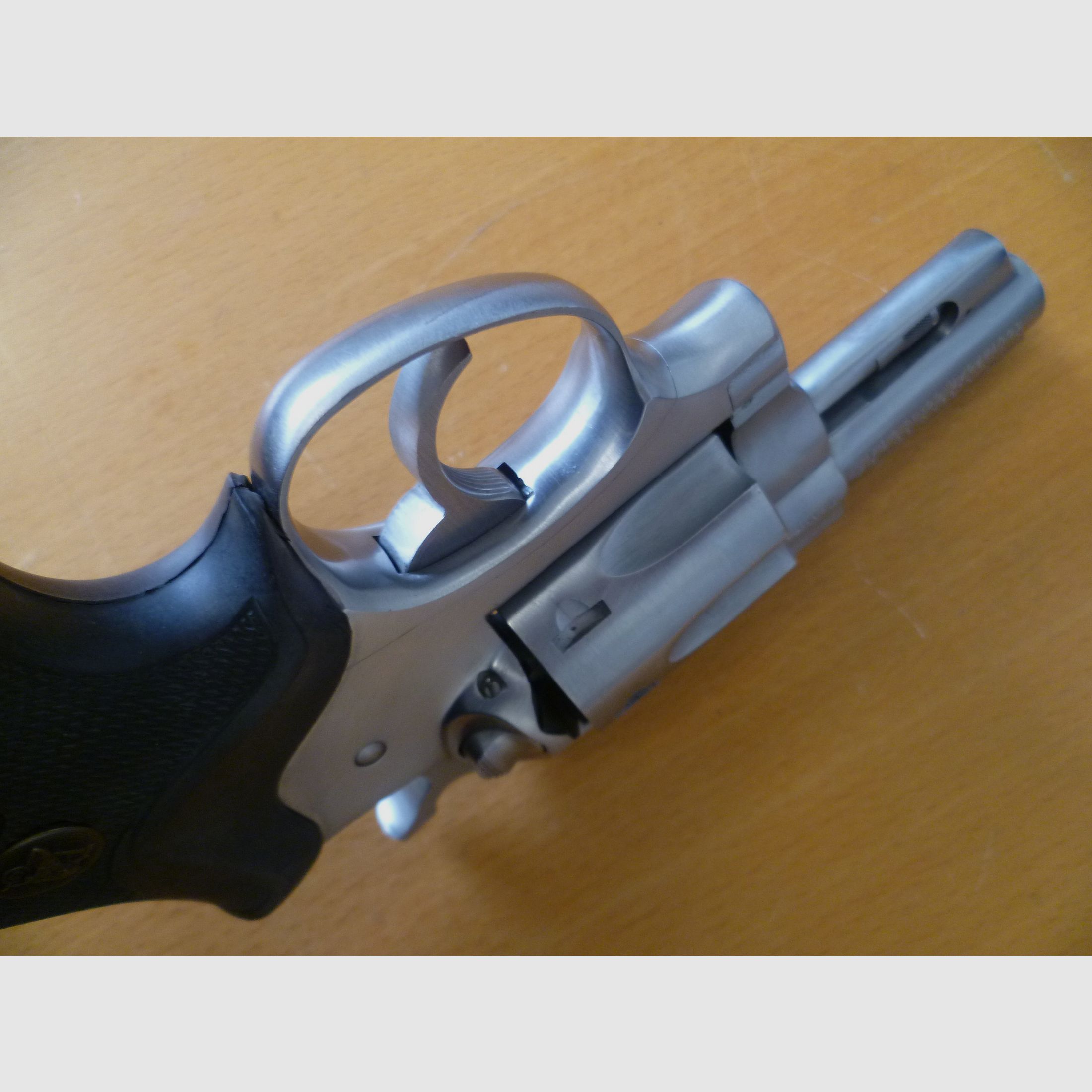 Revolver Ruger Speed-Six .357 Magnum