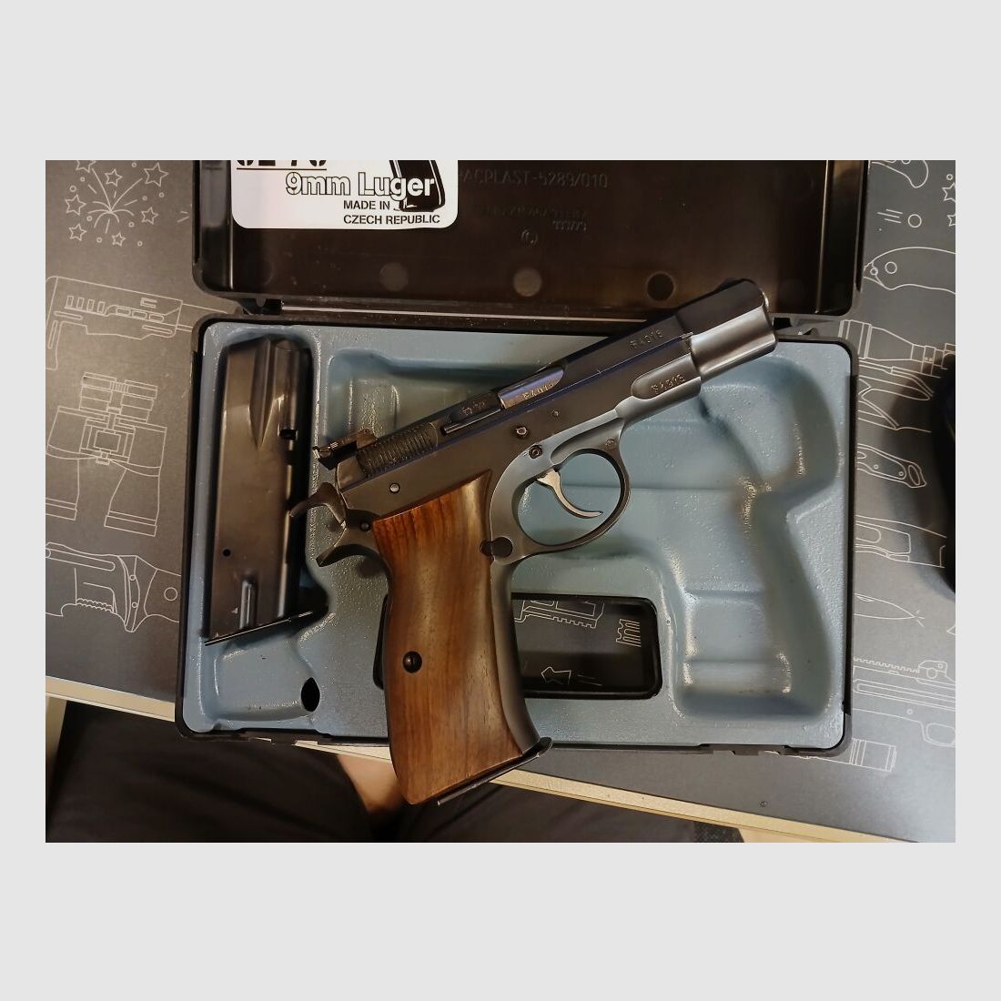 CZ 75