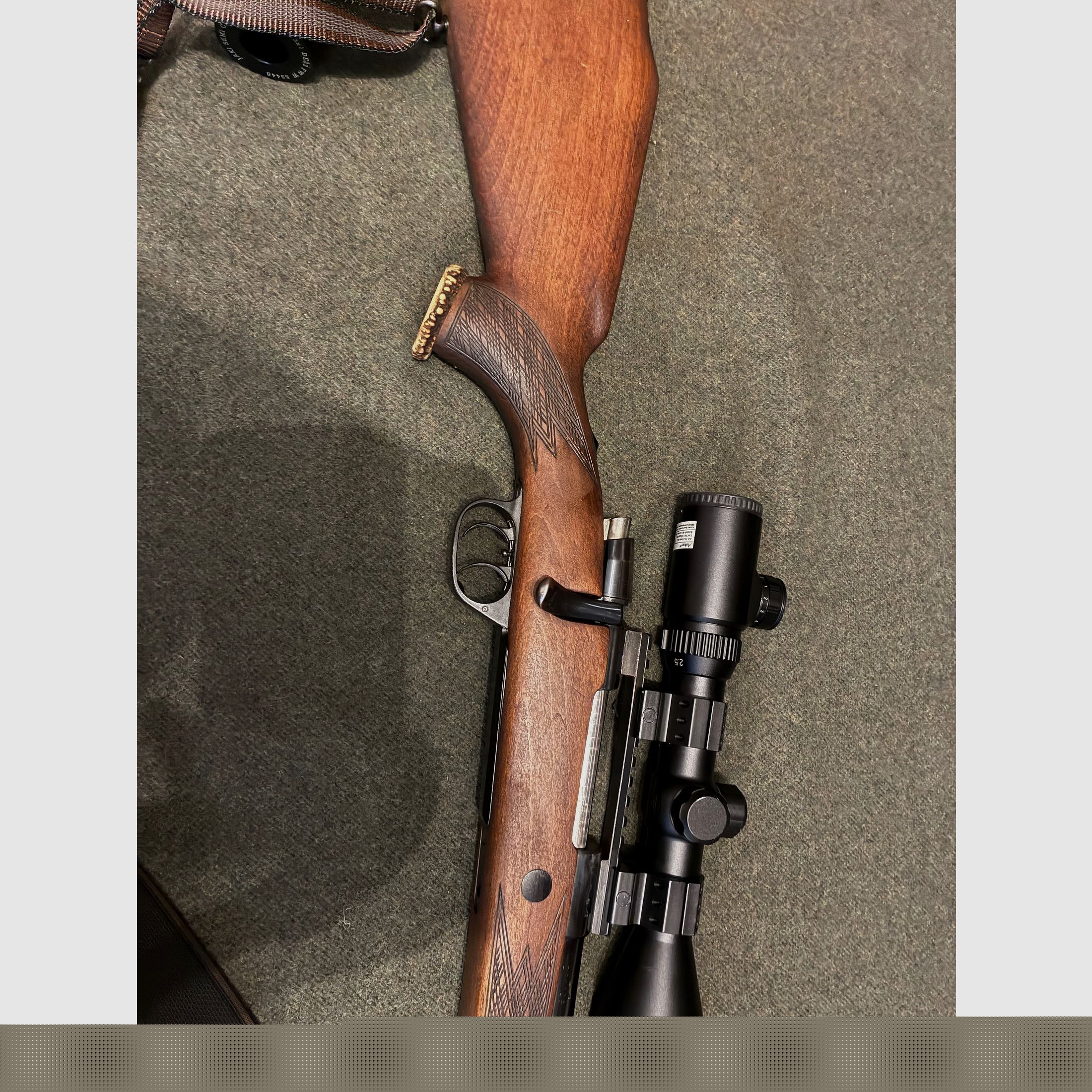 Voere répétiteur avec silencieux