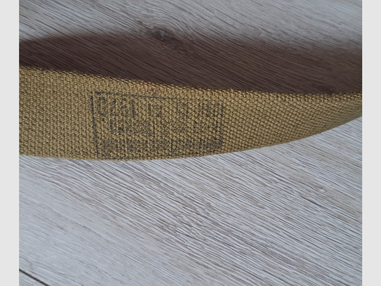 Original russ. AK47 / 74 Bakelite grip and carrying strap