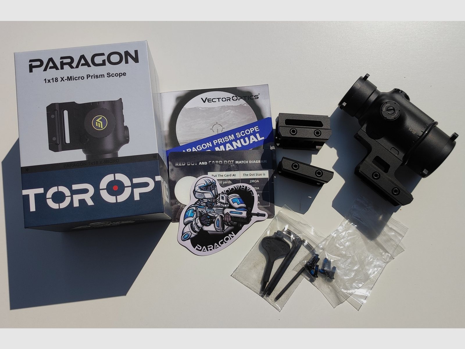 Vector Optics SCPS-M10 Paragon 1X18 Mini Prism Scope