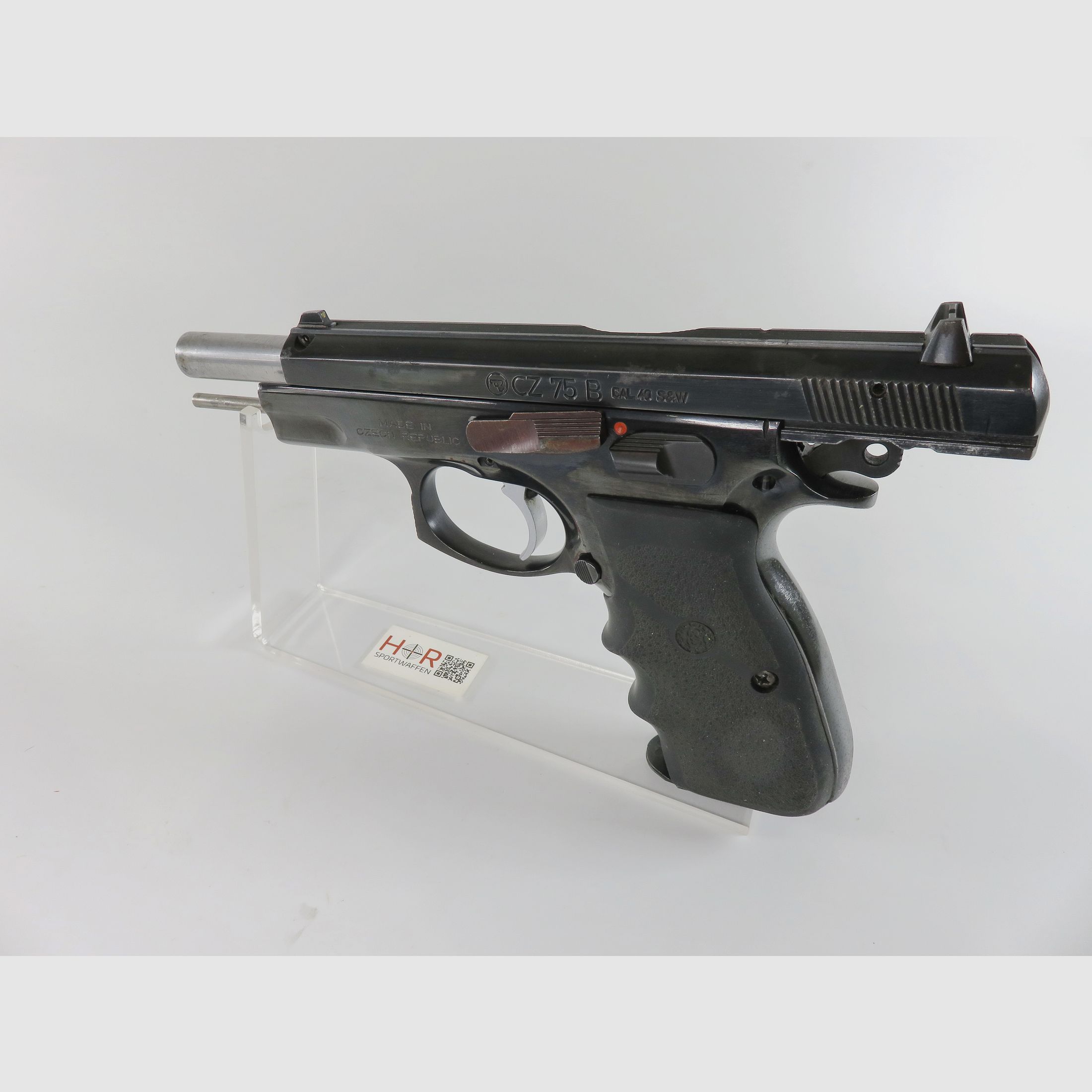 CZ M75 B nel calibro .40 S&W e sistema di cambio 9mm CZ