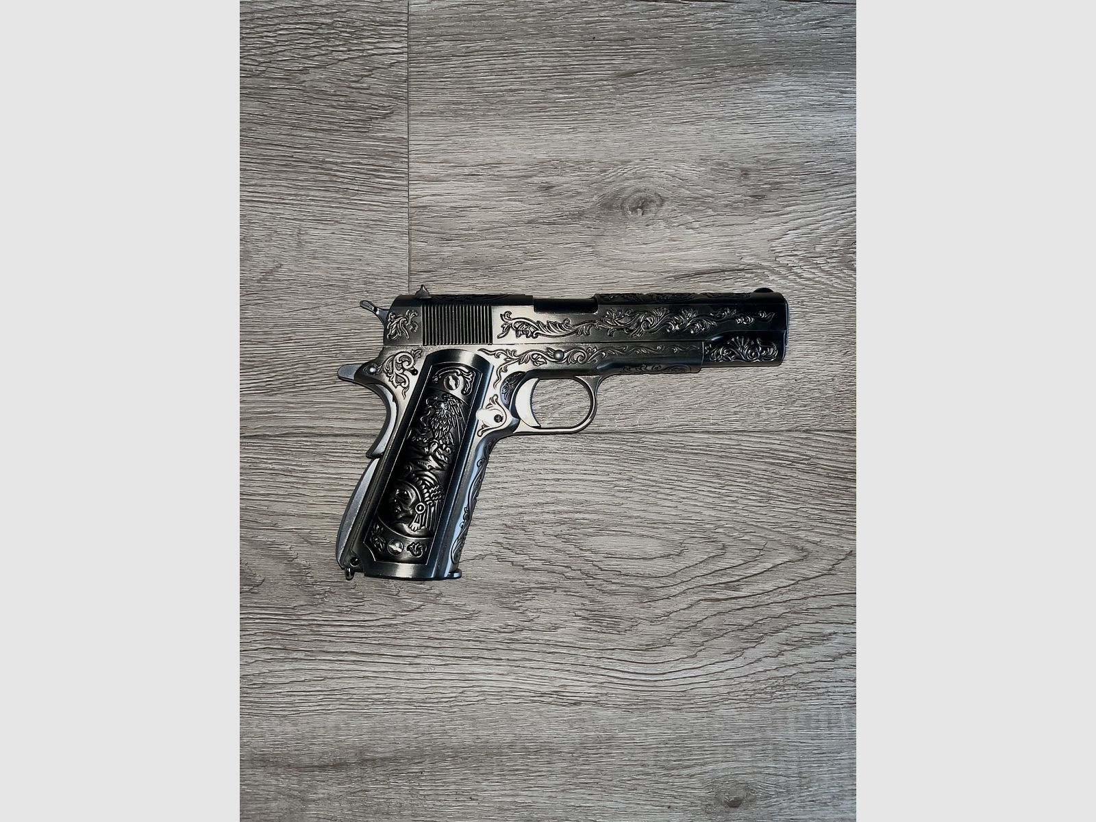  1911 GBB Vollmetall mit Gravuren
