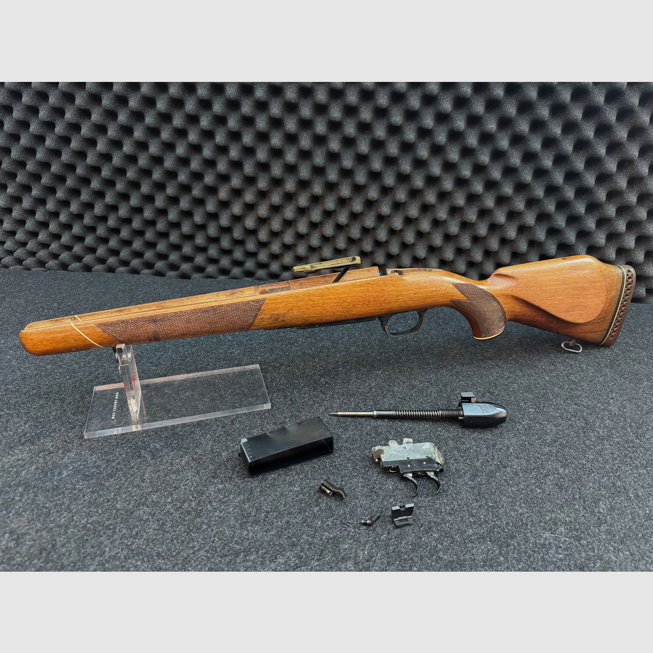 Schaft für Mauser 2000 / Heym SR 10 mit Schloss, Schlagbolzen, Magazinkasten, Kimme und Abzug