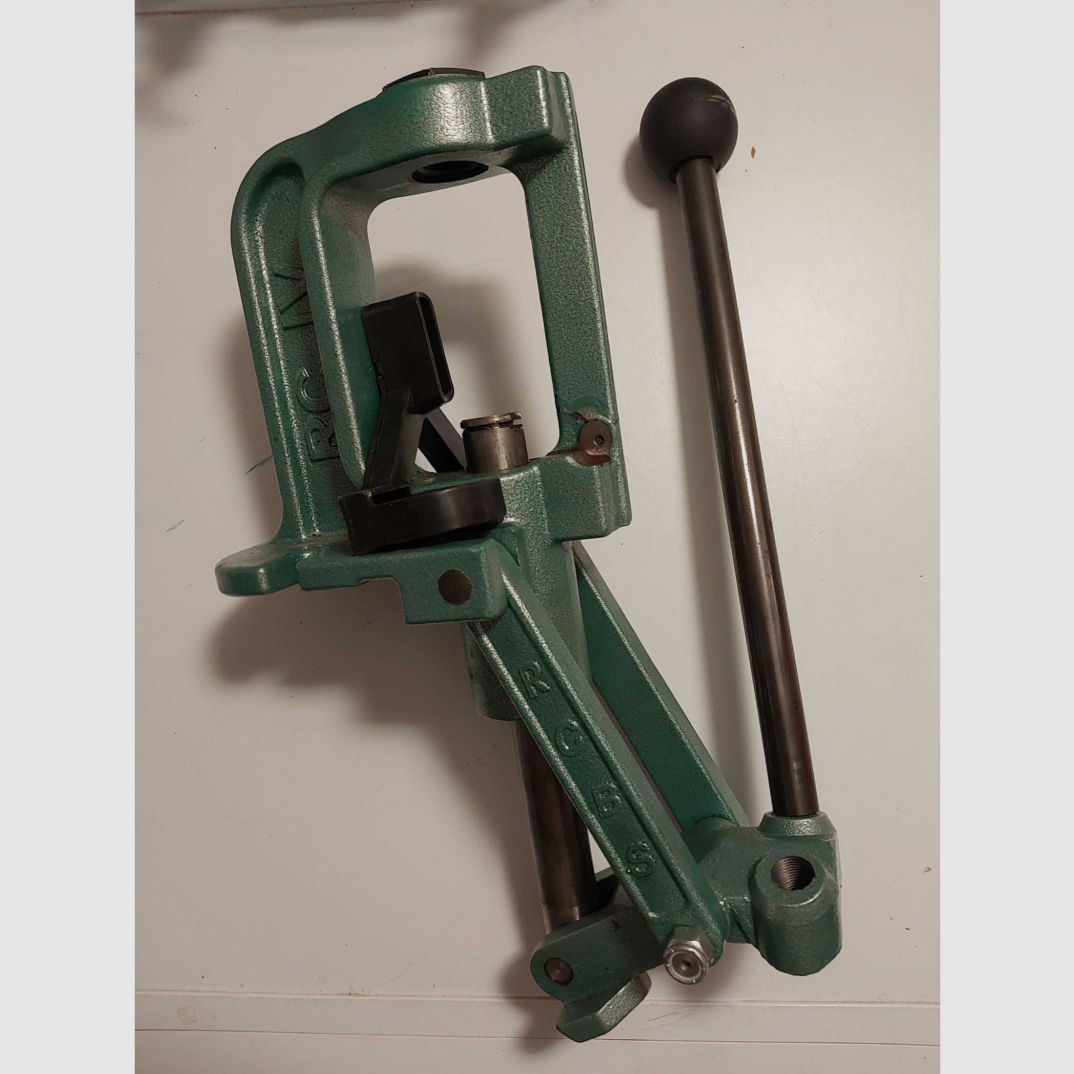 Uszkodzona prasa do reloading RCBS "Rock Chucker IV