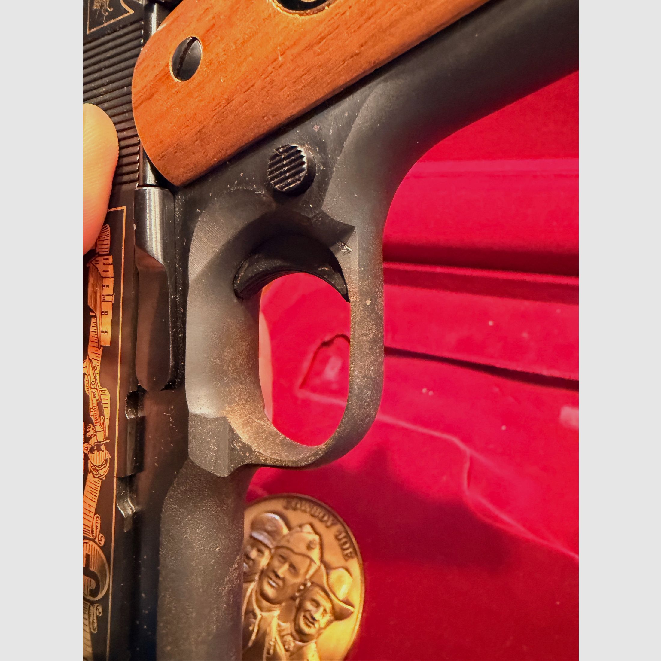 Colt 1911 Jubiläumsmodell Kal. .45 – Sammlerstück mit Originalbox & Zubehör