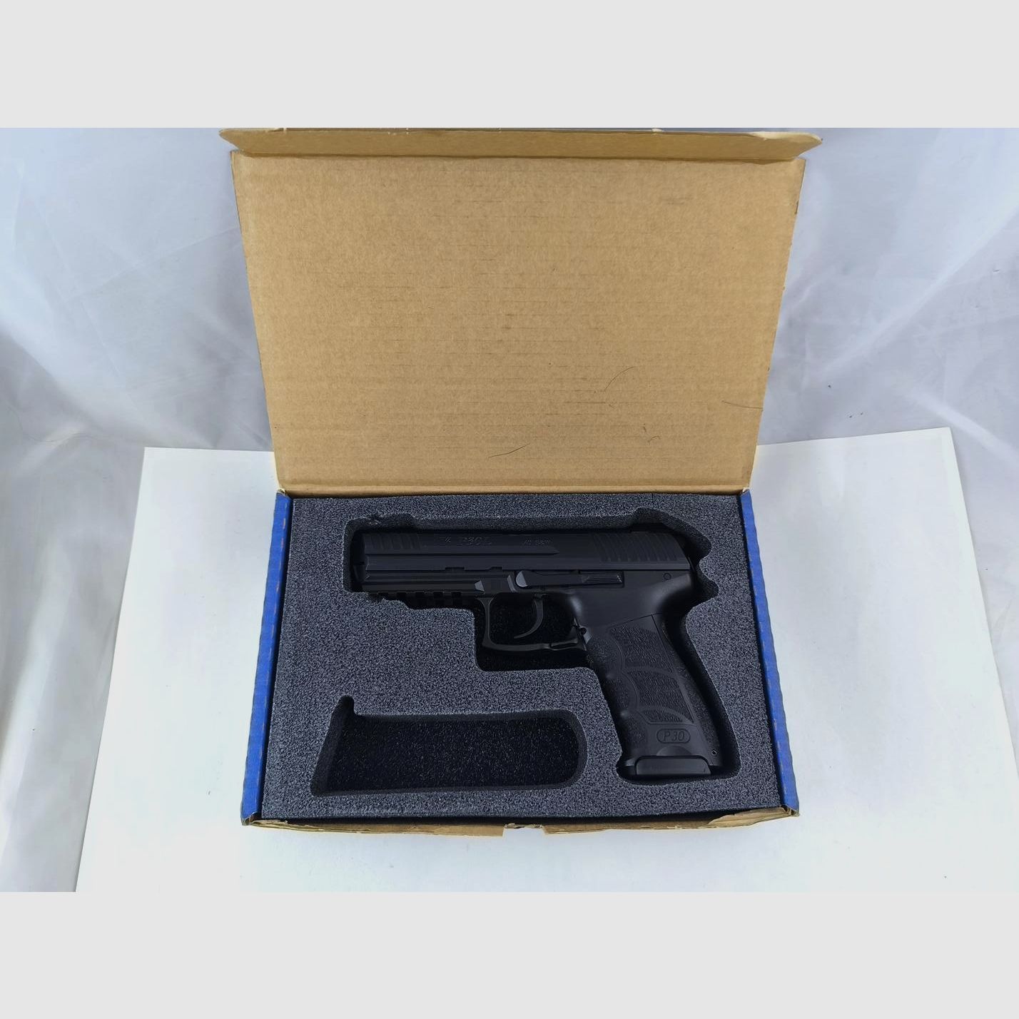 Heckler & Koch P30L V3 pistol cal. .40 S&W, image 1 of 6