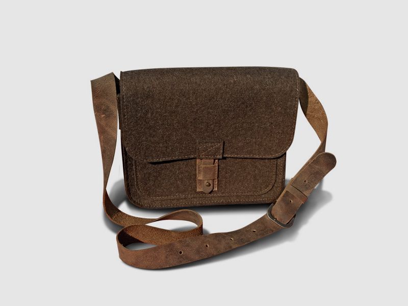 Jagdtasche aus Wollfilz und Leder