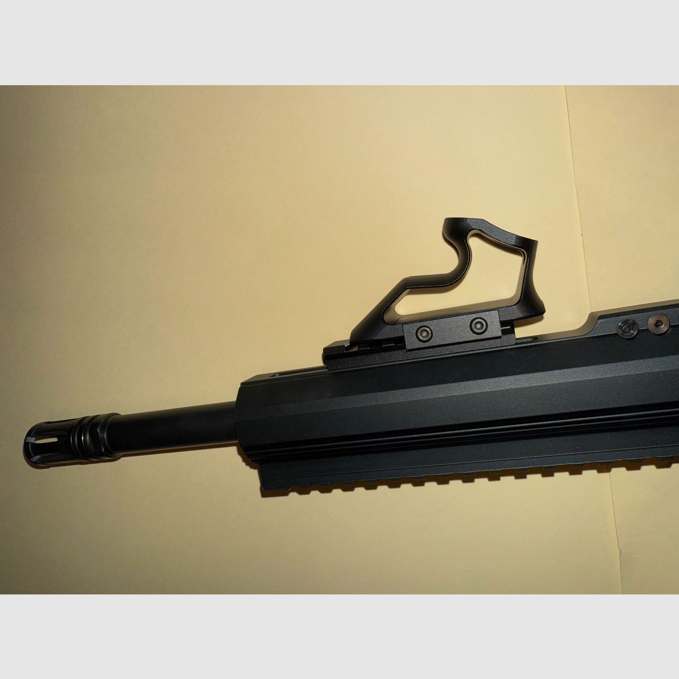 BAVARIAN TACTICAL  BTS-15 AR15 Halbautomat 9mm TOP