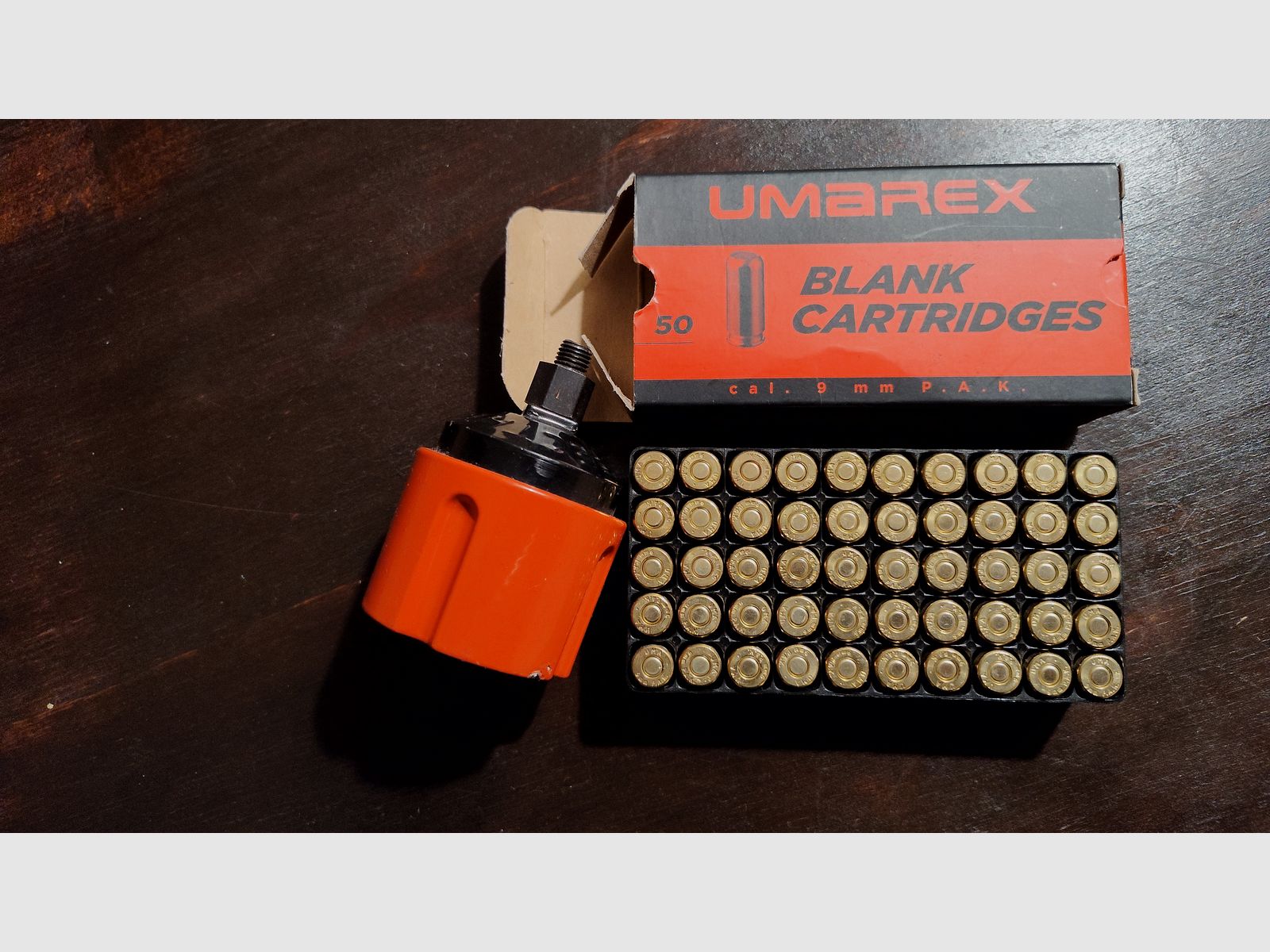 Umarex blank cartridges brass casing 9mm P.A.K. 50 pieces + launch cup for 4 pyro blank cartridges