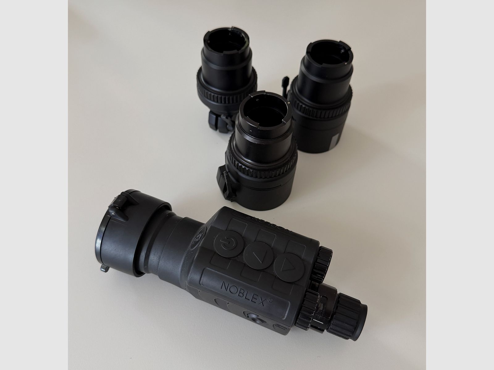 Noblex NW100