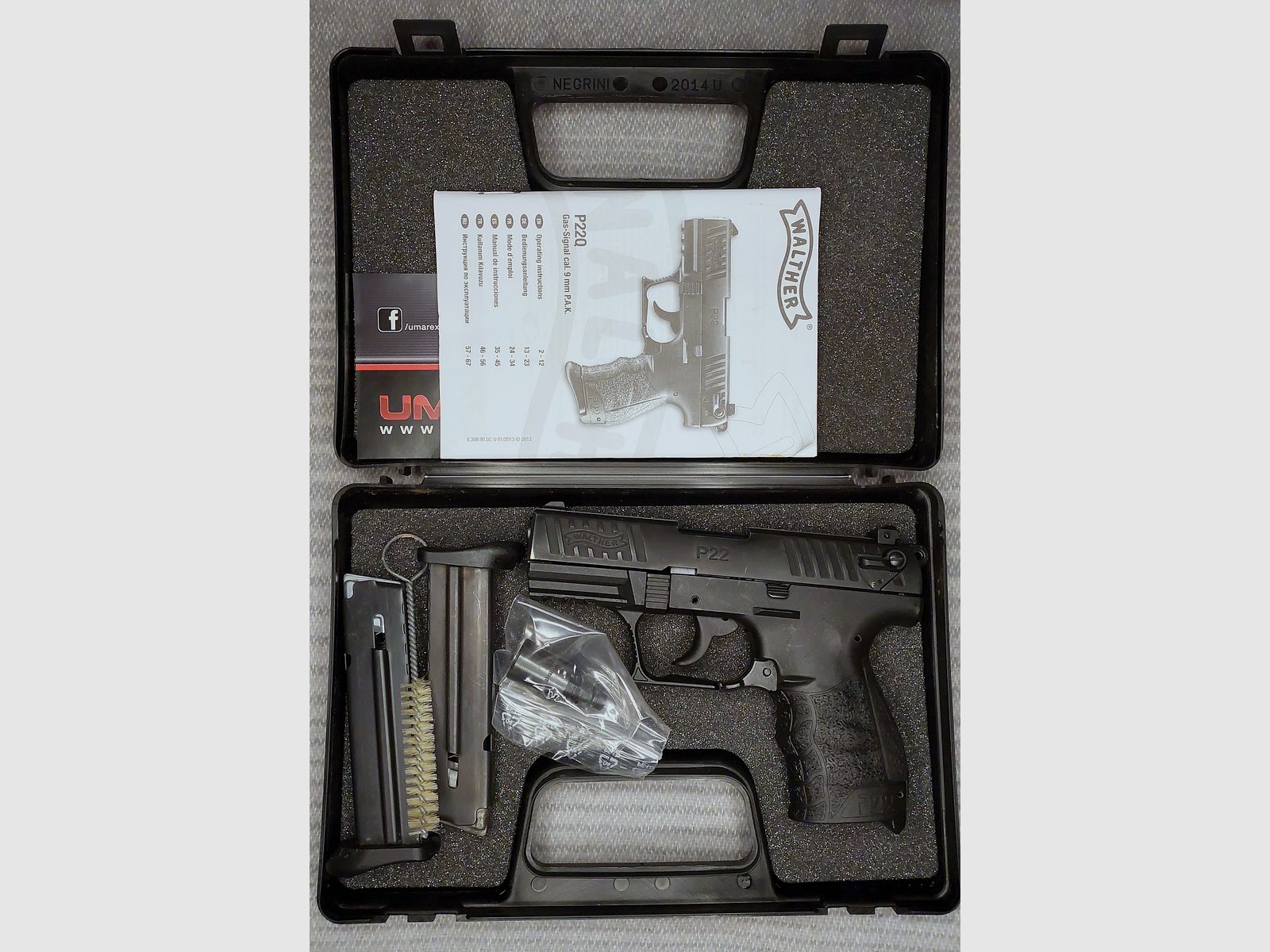 Walther P22Q blank firing pistol 9mm P.A.K. black (PTB 778) [P 22 Q] 2 magazines