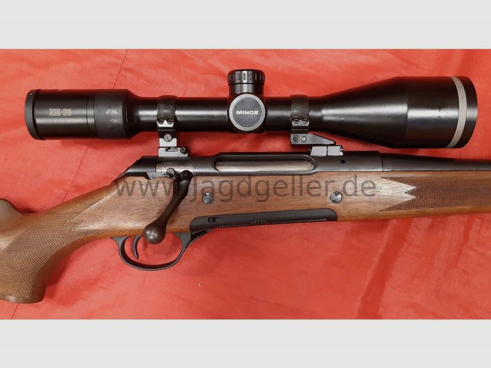 Haenel Jaeger 10 Kal. 9,3x62 mit 2,5-15x56 Minox ZE5i und Schalldämpfer F&D 9,3x62