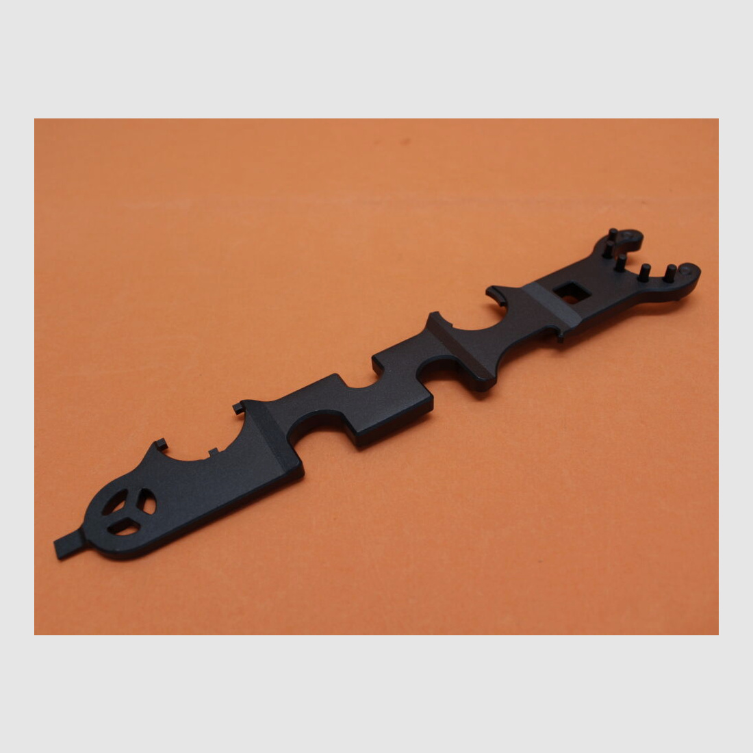 UTG - Leapers AR-15/SR-25: Armorers Combo Wrench UTG (TL-ARWR01) Multi Function/ Waffenwerkzeug